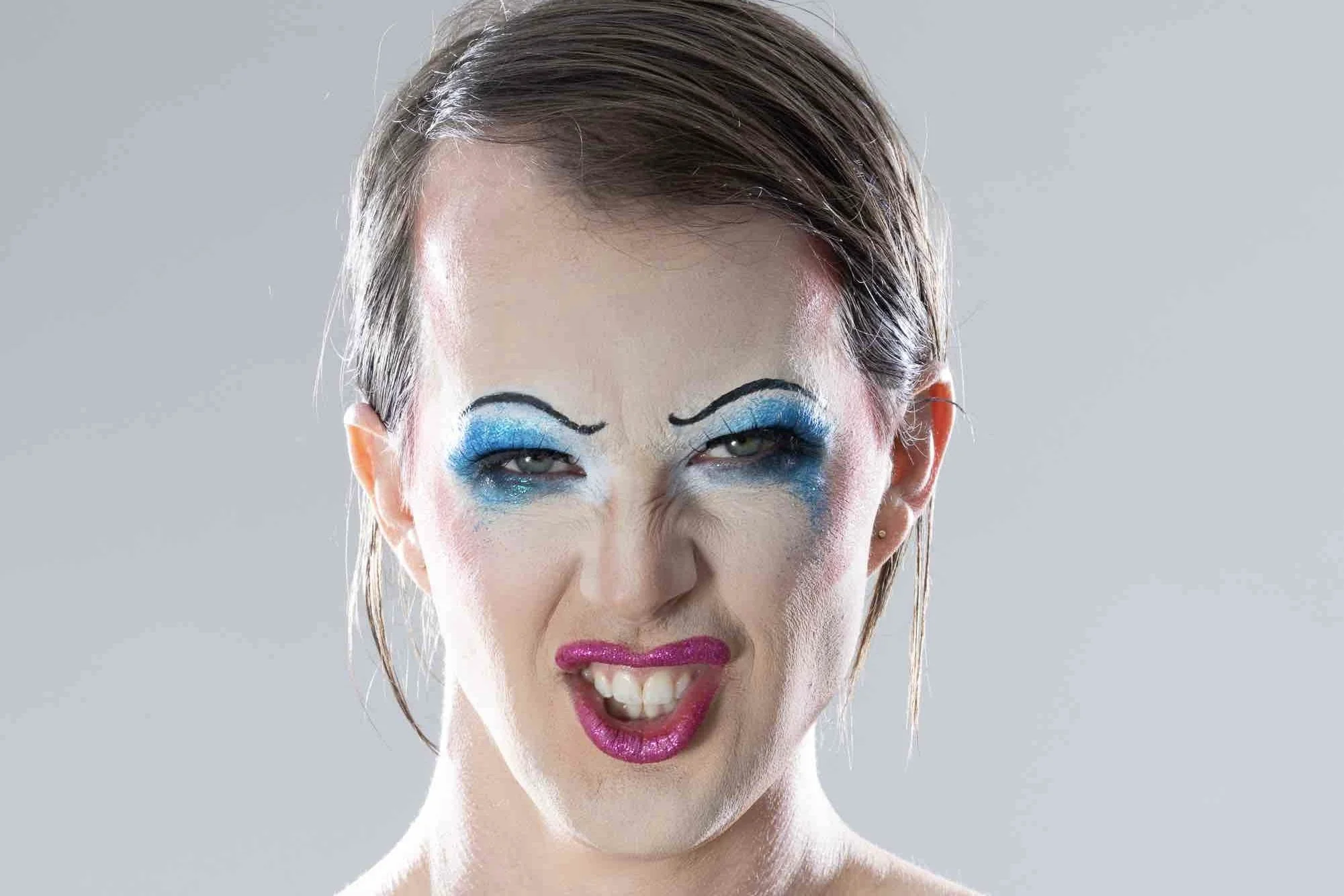 Zee Zee Theatre stages Hedwig and the Angry Inch, November 12 to 29