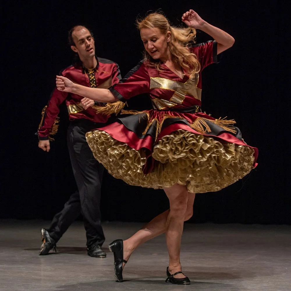 Métis Jiggers dance the Red River Jig and other steps at Festival du