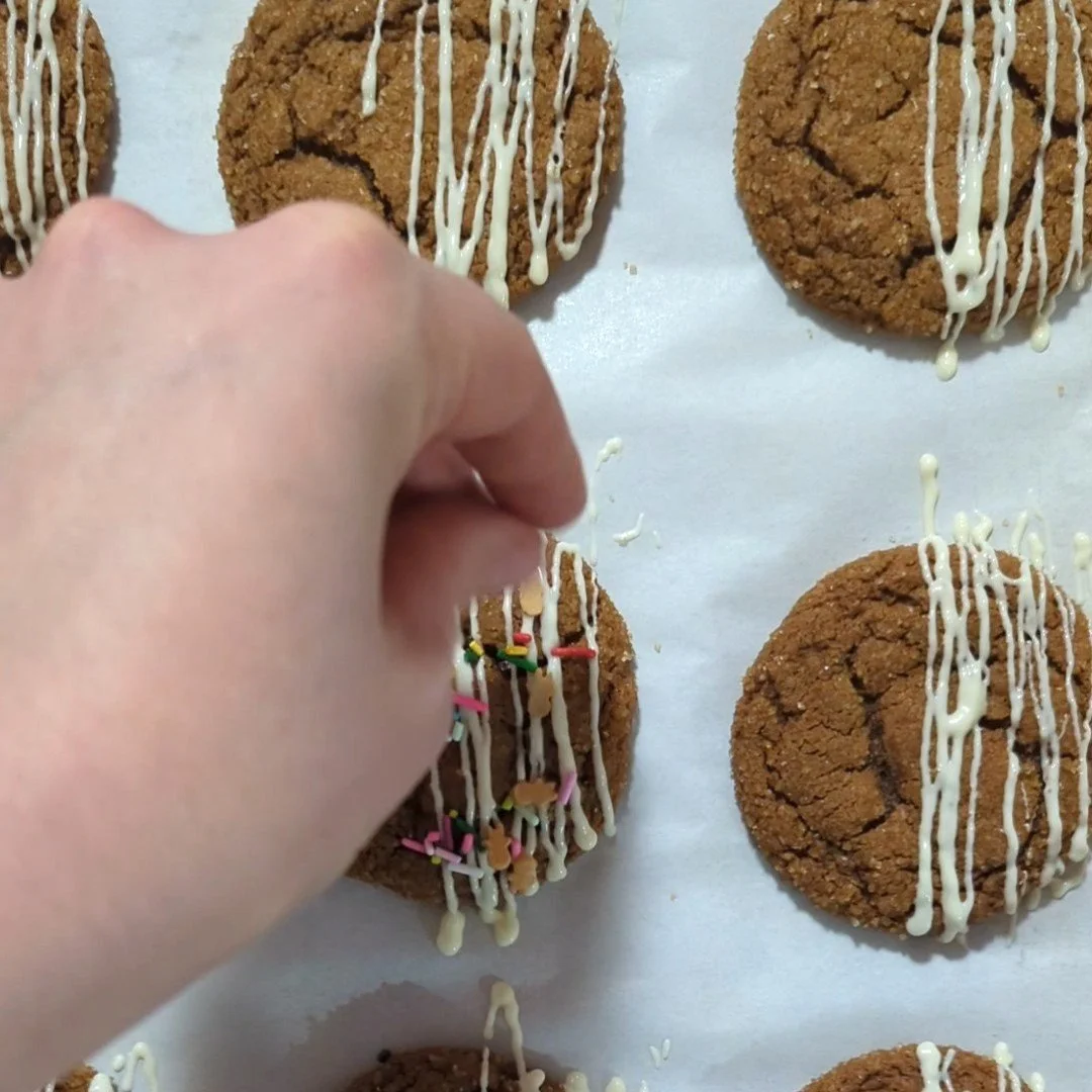sprinkling ginger cookies.jpg