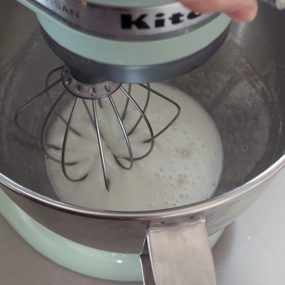 meringue ready to whip.jpg