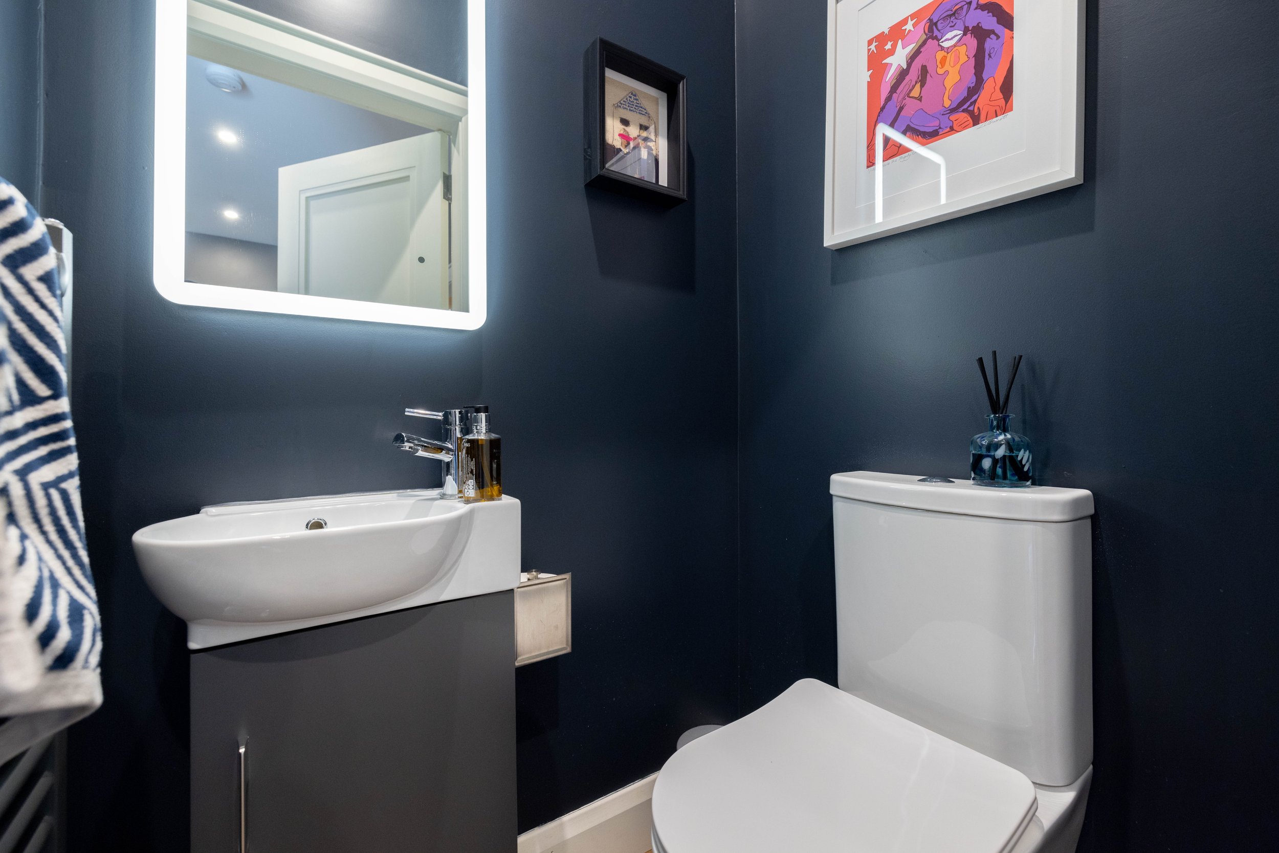 7 Gloucester Court-79.jpg