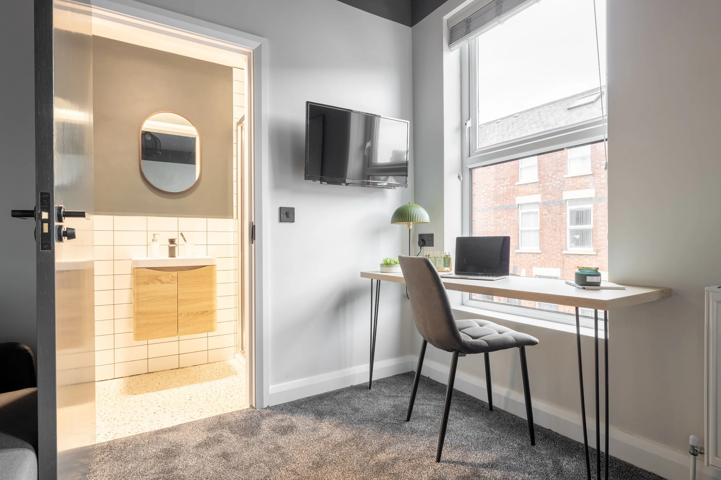 41 Wellesley Ave-90.jpg