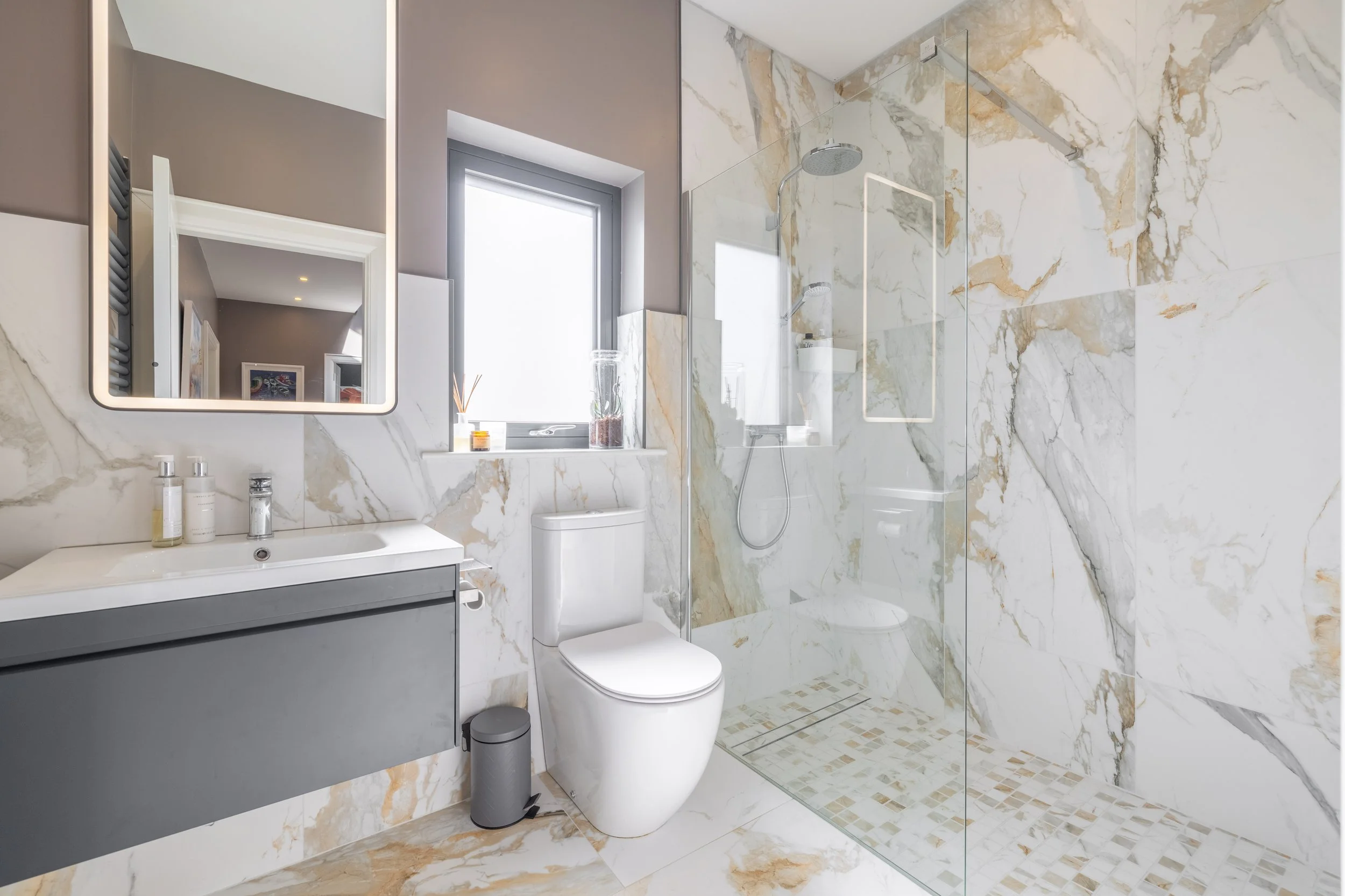 7 Gloucester Court-89.jpg