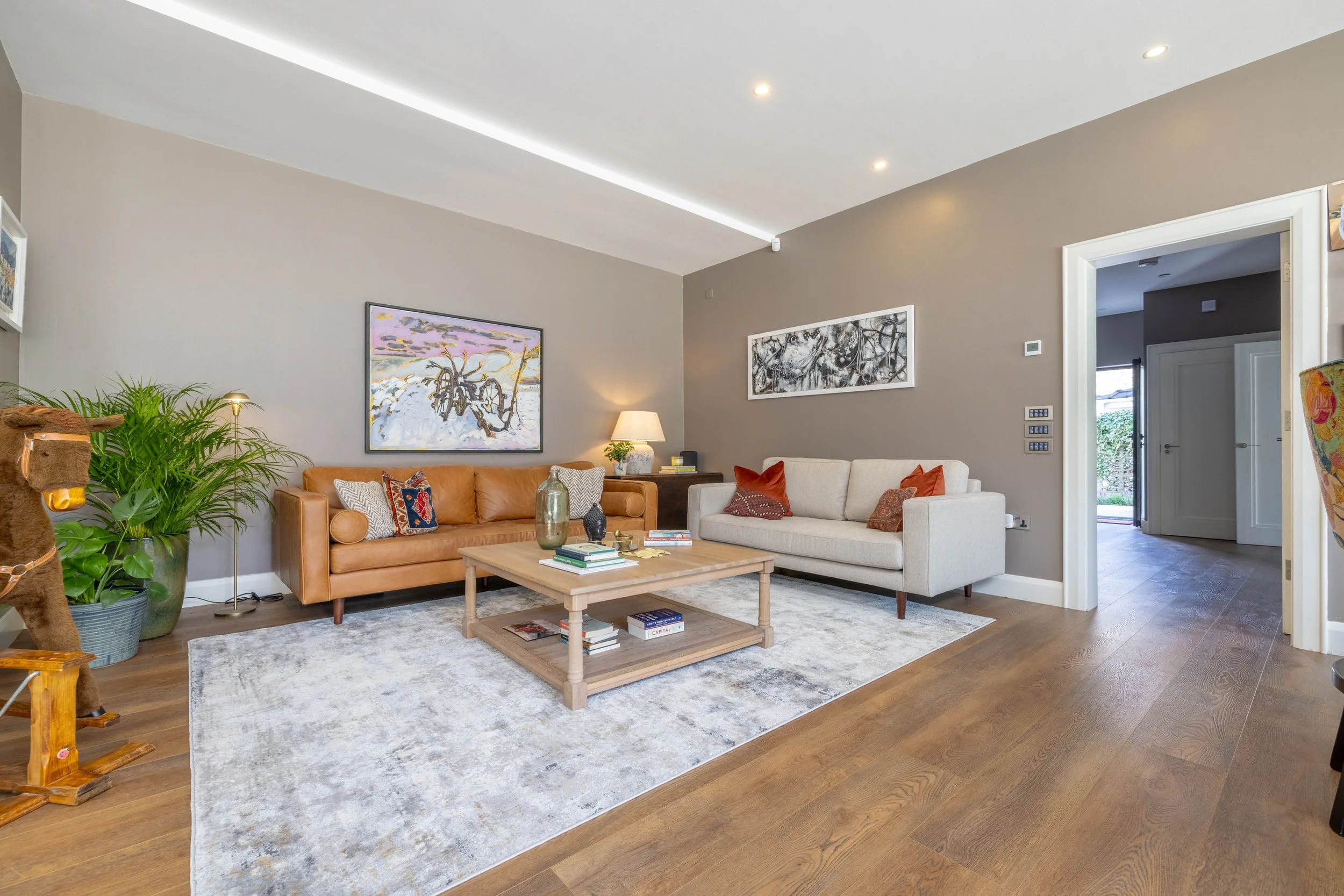 7 Gloucester Court-55.jpg