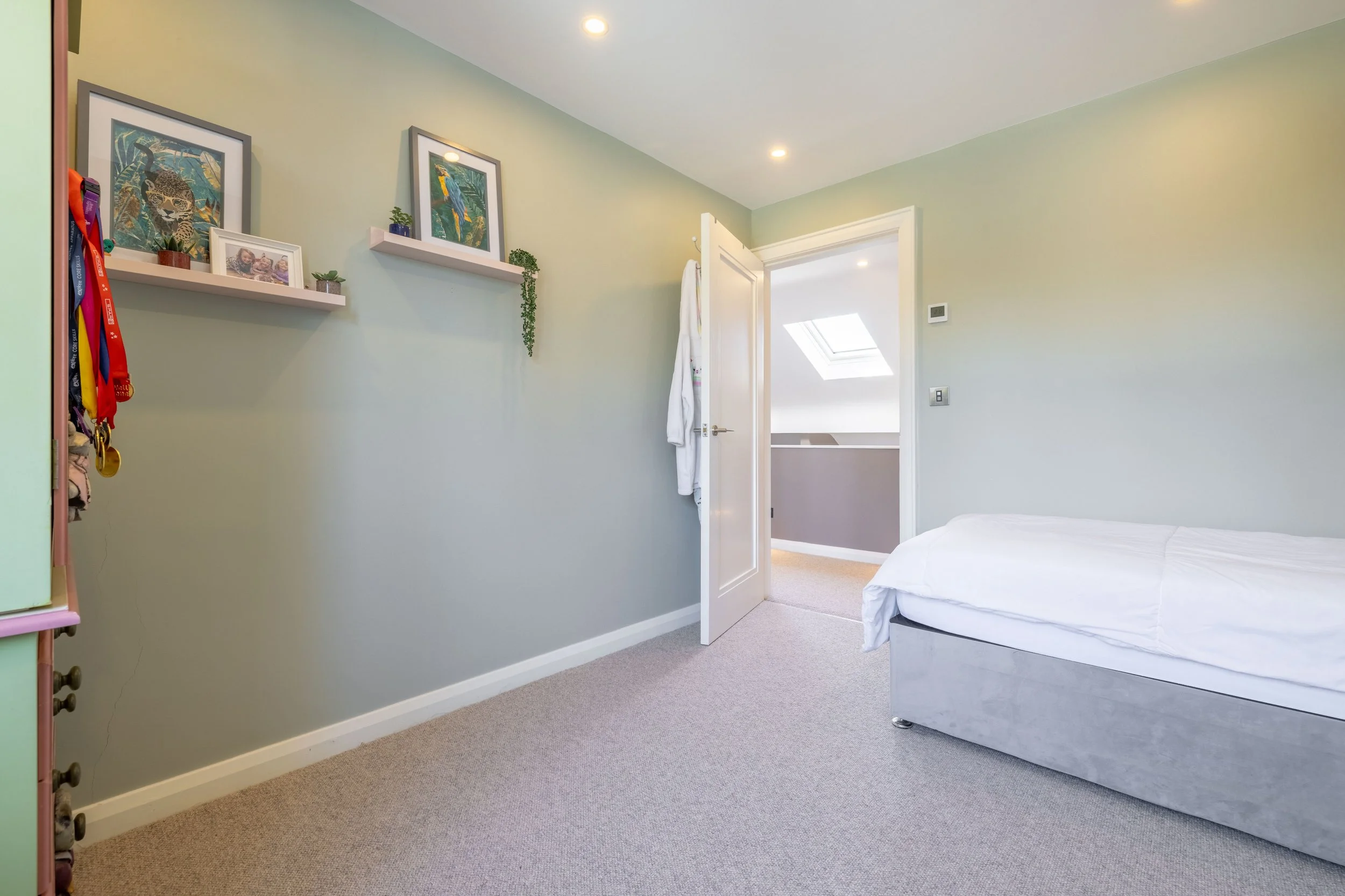 7 Gloucester Court-121.jpg