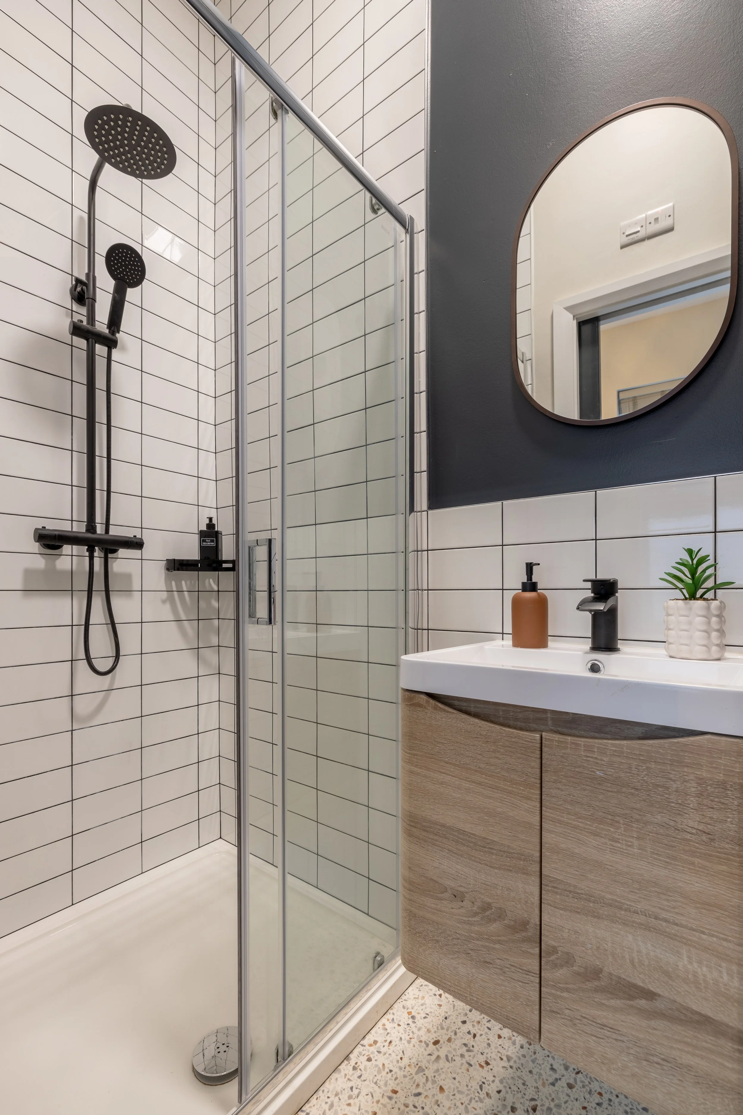 41 Wellesley Ave-45.jpg