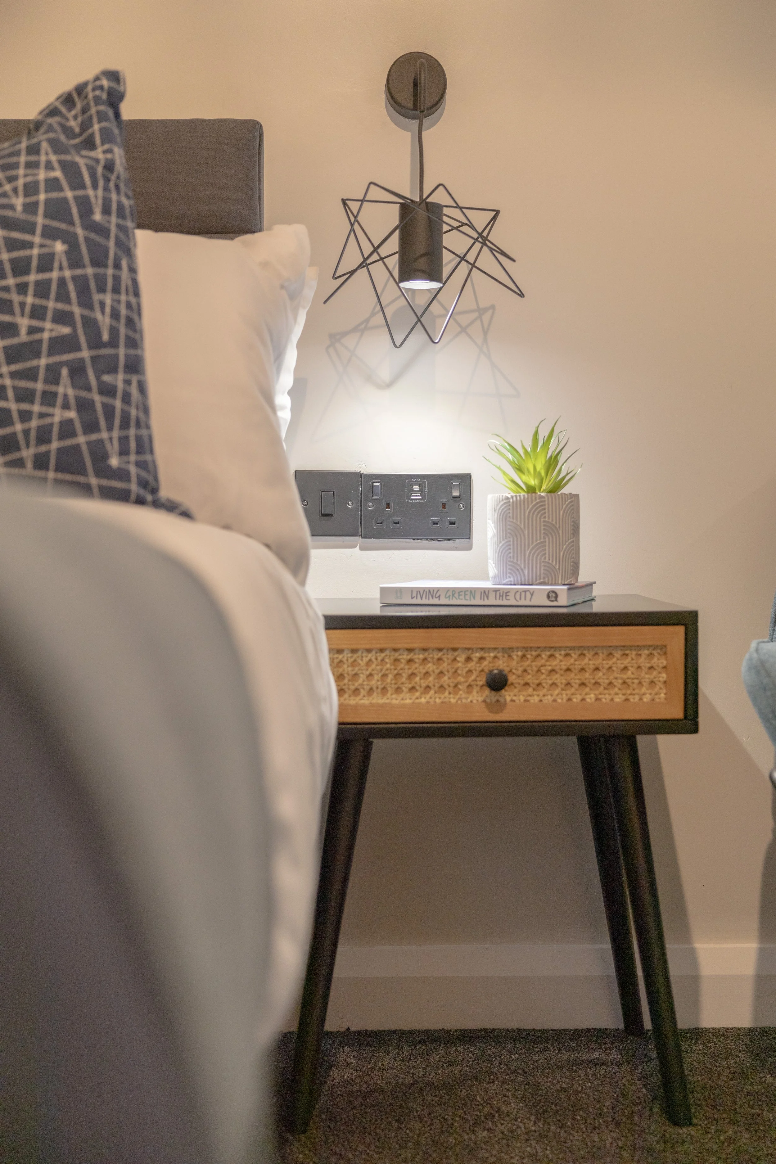 41 Wellesley Ave-57.jpg