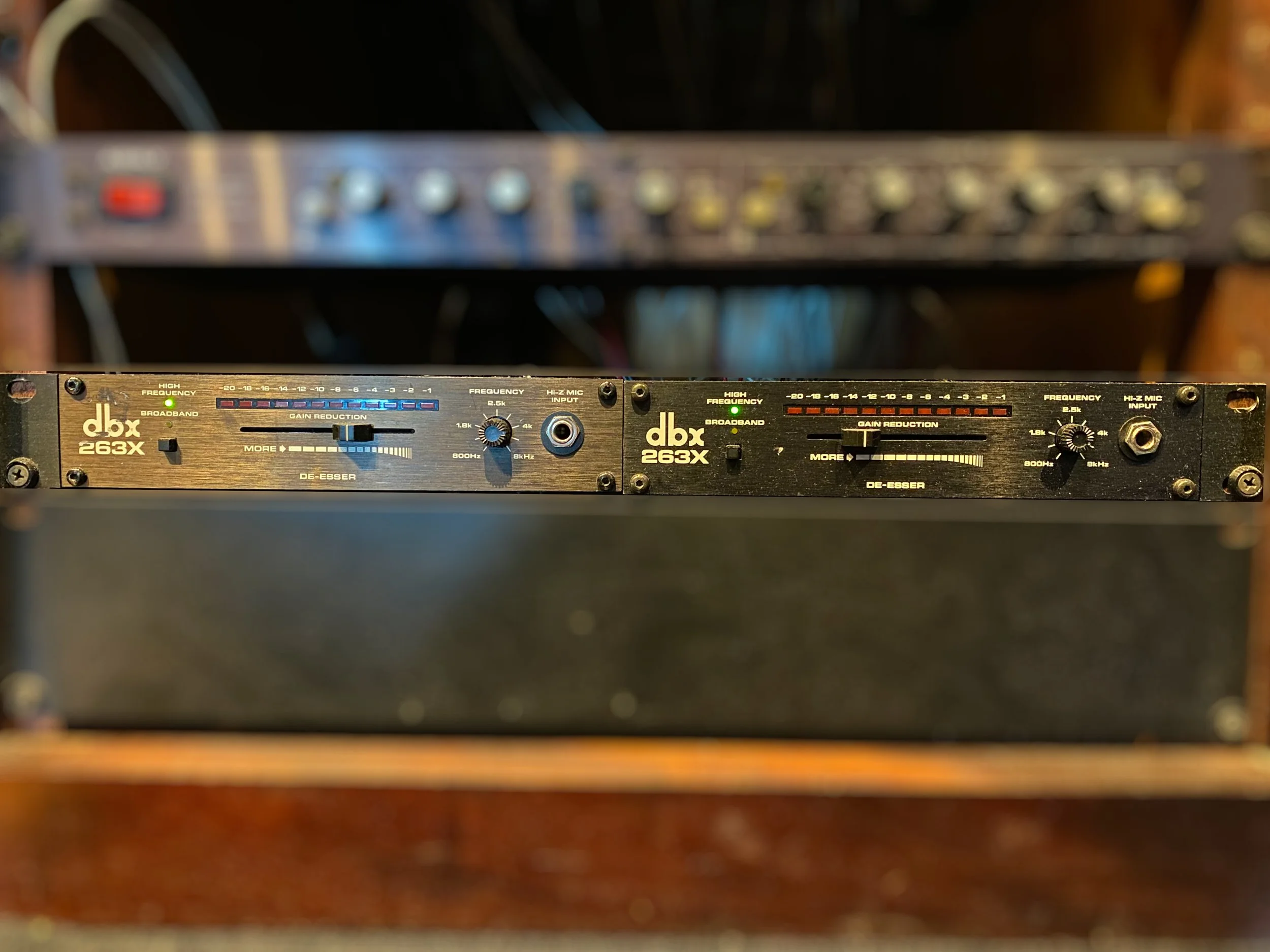 dbx_263x_De-esser.jpeg
