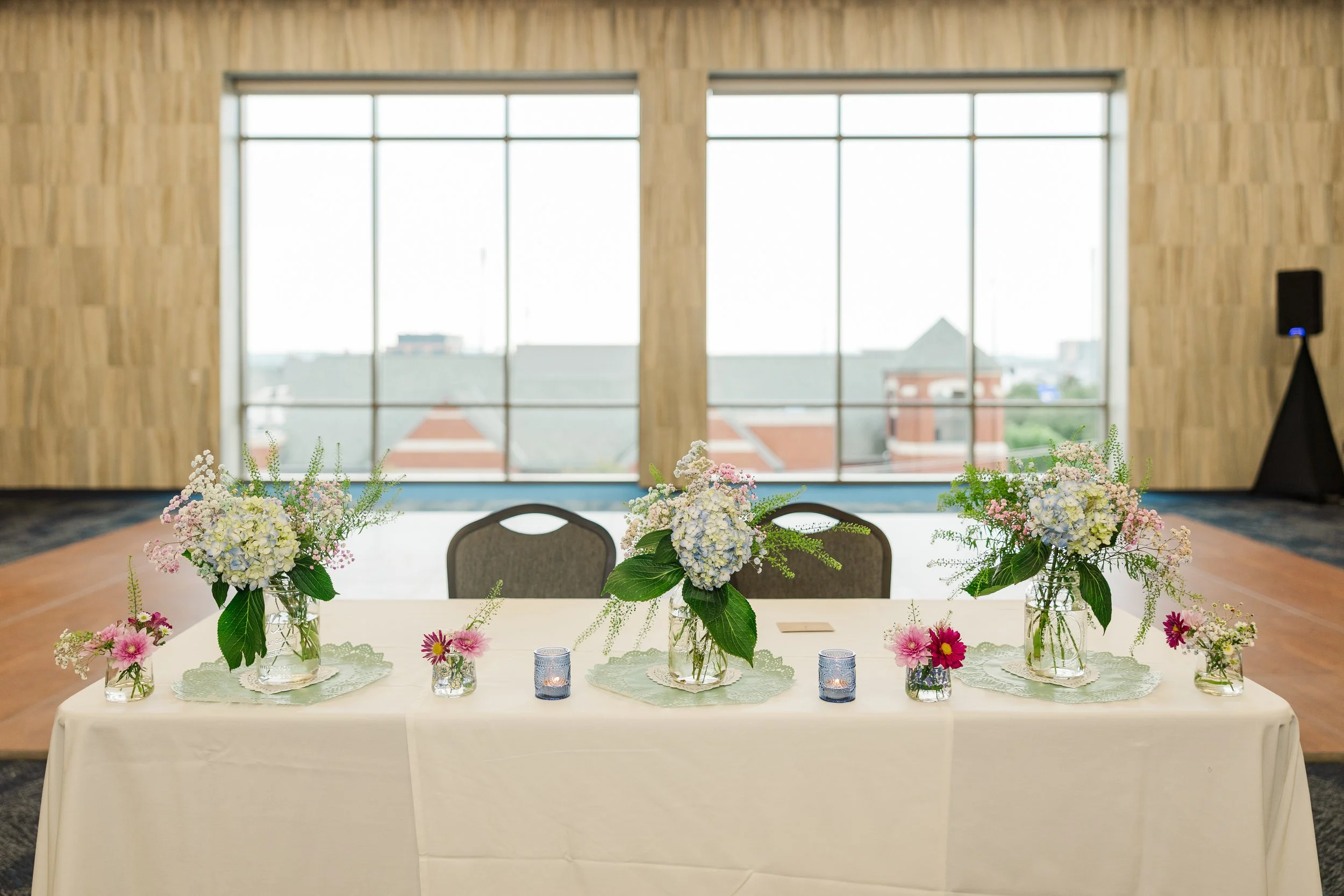 Claire Katan Creative LLC_Mikayla and Lindsay_Creighton Harper Center-128.jpg