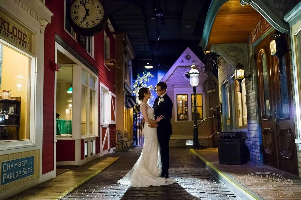 Milwaukee Public Museum Weddings: Tips for Couples from a DJ | Milwaukee