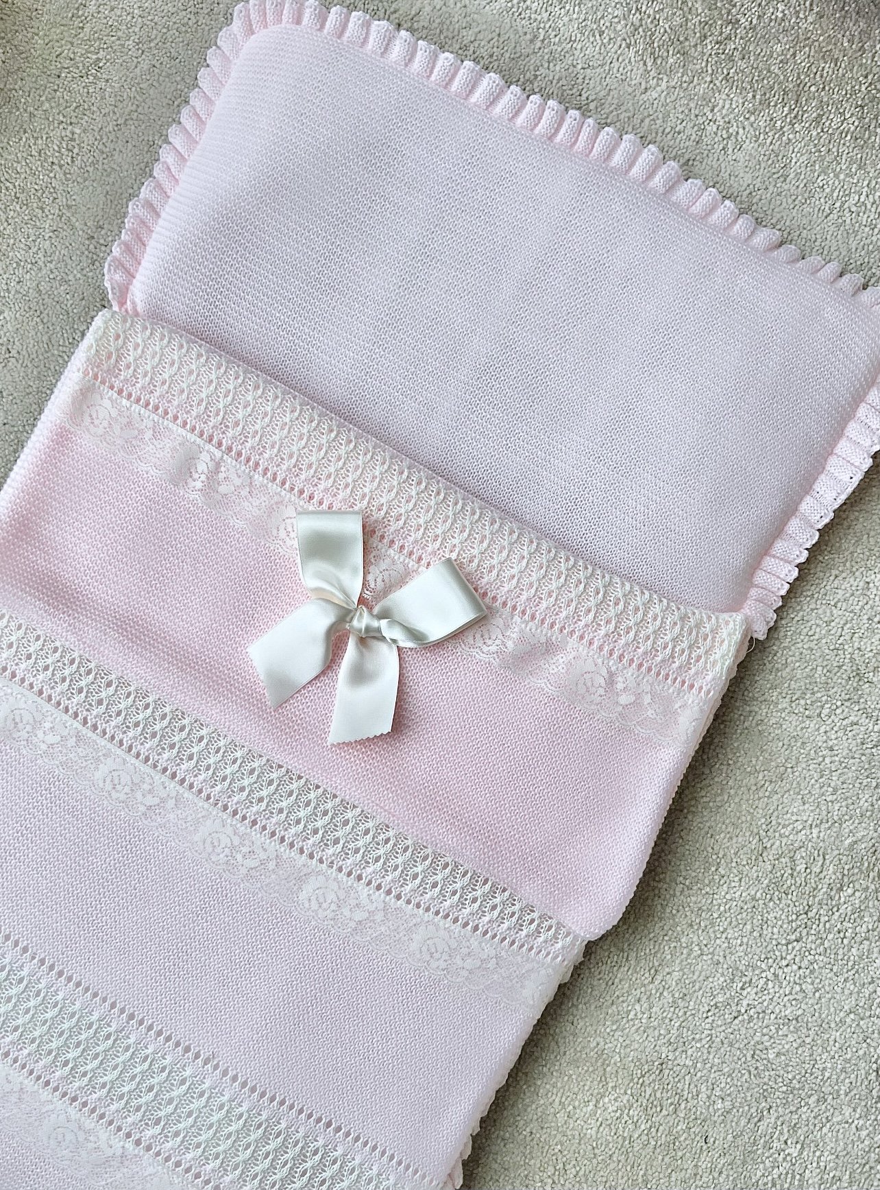 Bella Lace Nest - Pink and White