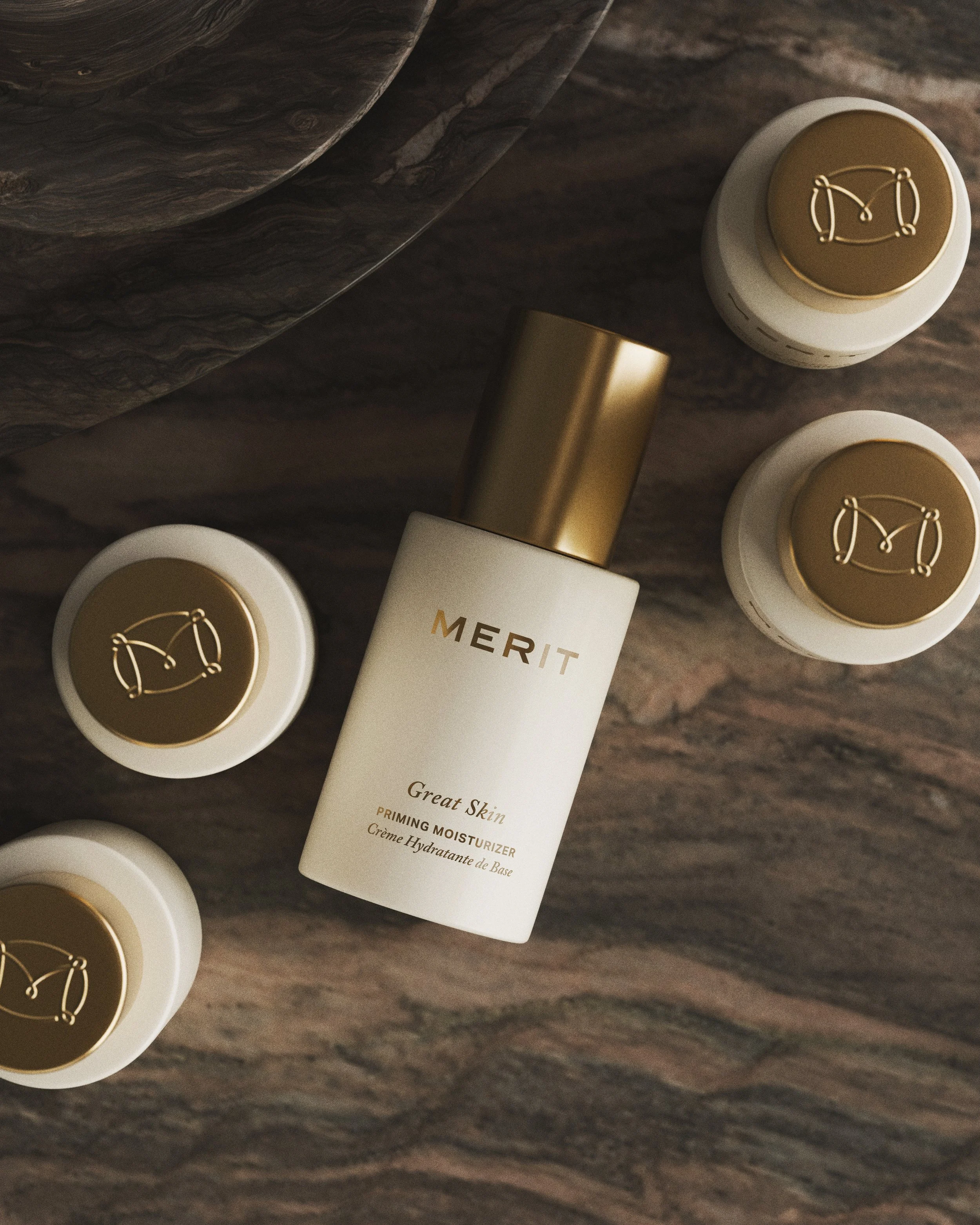 Ultra-photorealistic beauty product photography by Carlos Montelara. Luxury skincare brand imagery for Merit Beauty featuring 'Great Skin' Priming Moisturizer, created via precision CGI at Carlos Montelara Studio in New York City. This high-end edito