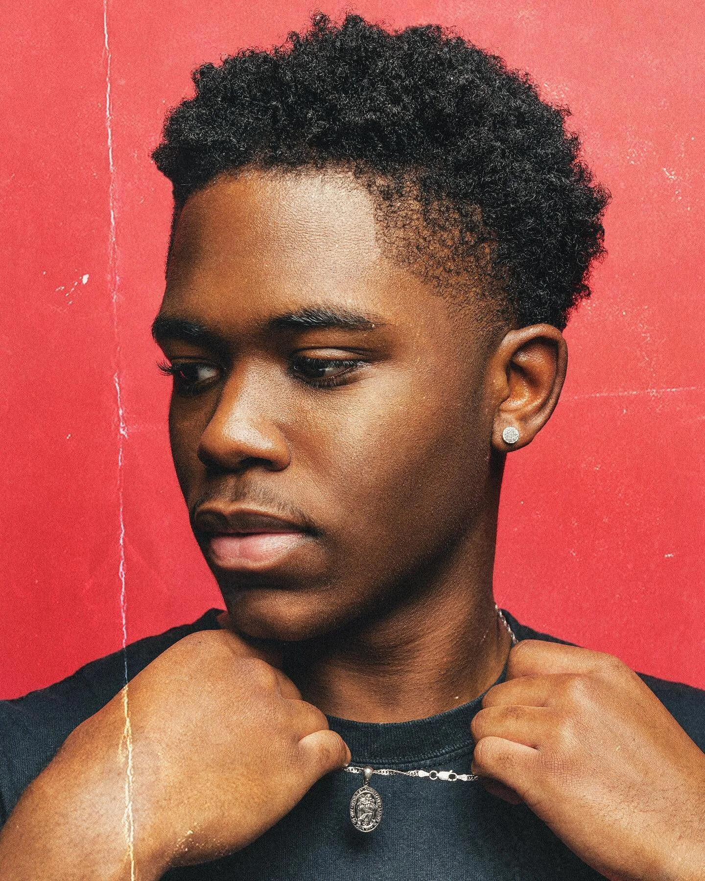 Have you checked out my senior portrait pricing for 2021 yet? Pricing in Highlights! 
&bull;
&bull;
&bull;
#PortraitPerfection #Portrait_Society #IGPortrait #Portraiture #PortraitOfTheDay #WithHumans #SelfPortrait #PortraitPhotography #Portrait_Mood 