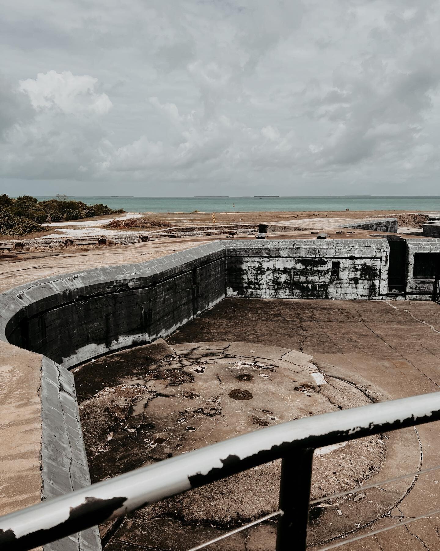&bull;Haunted Key West&bull; 

Fort Zachary Taylor 🌴🌊👻

#fortzacharytaylor #keywest #hauntedkeys #hauntedflorida #haunted #history #spirits #residualenergy #psychicmedium #psychicimprints #energywork #spooky #historicalhaunts #keywestflorida #haun