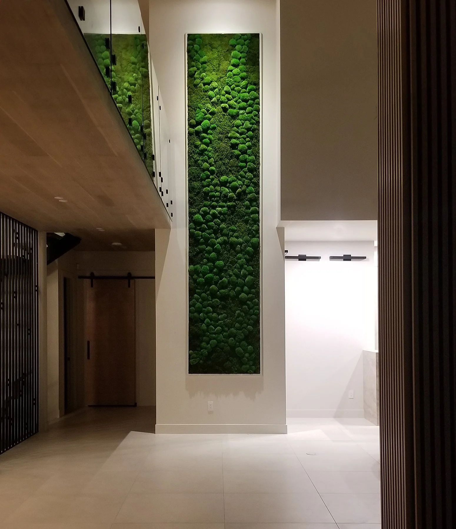 mosswall.jpg