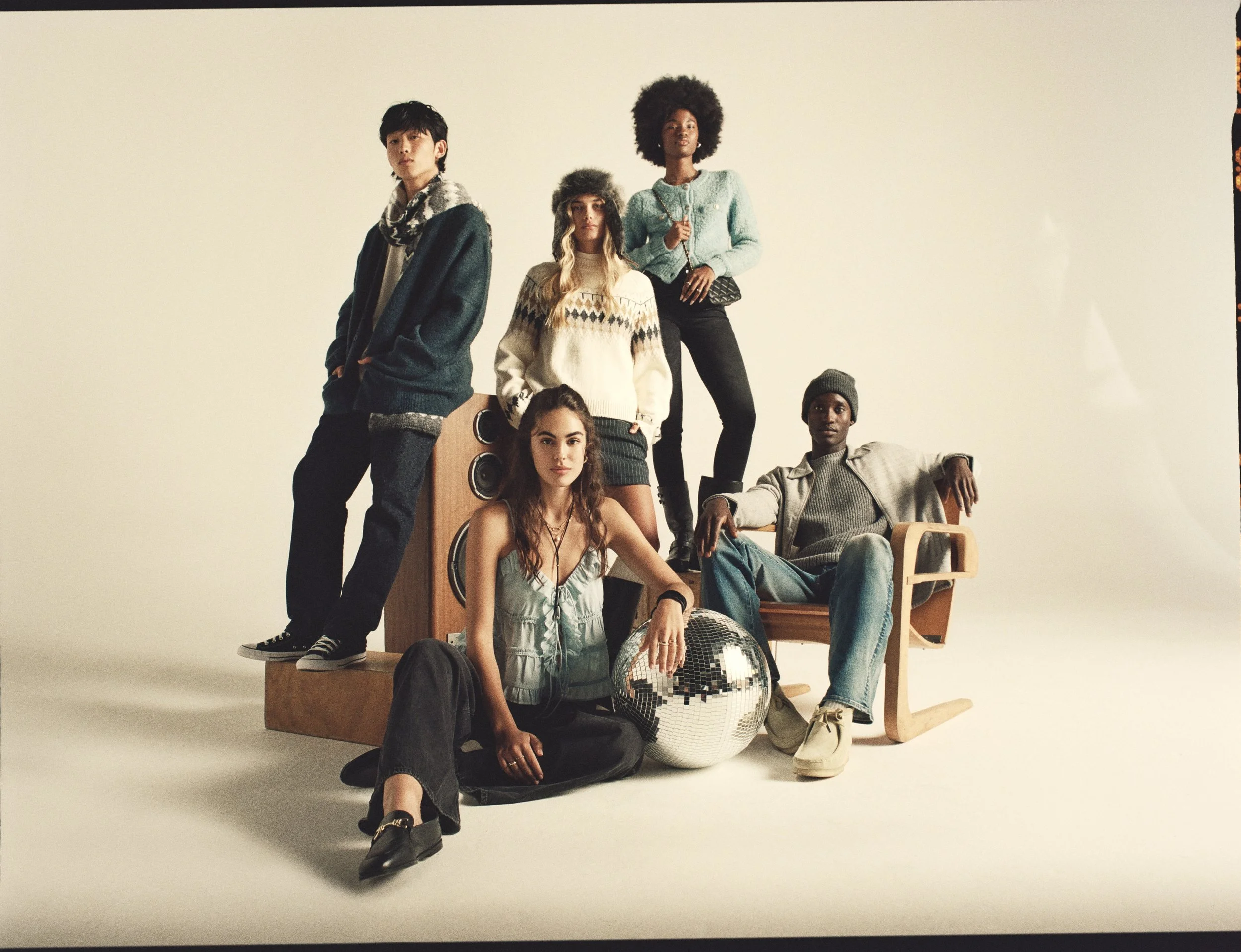 3GROUP_H2WWINDOW_HOL2_FILM_0046.jpeg