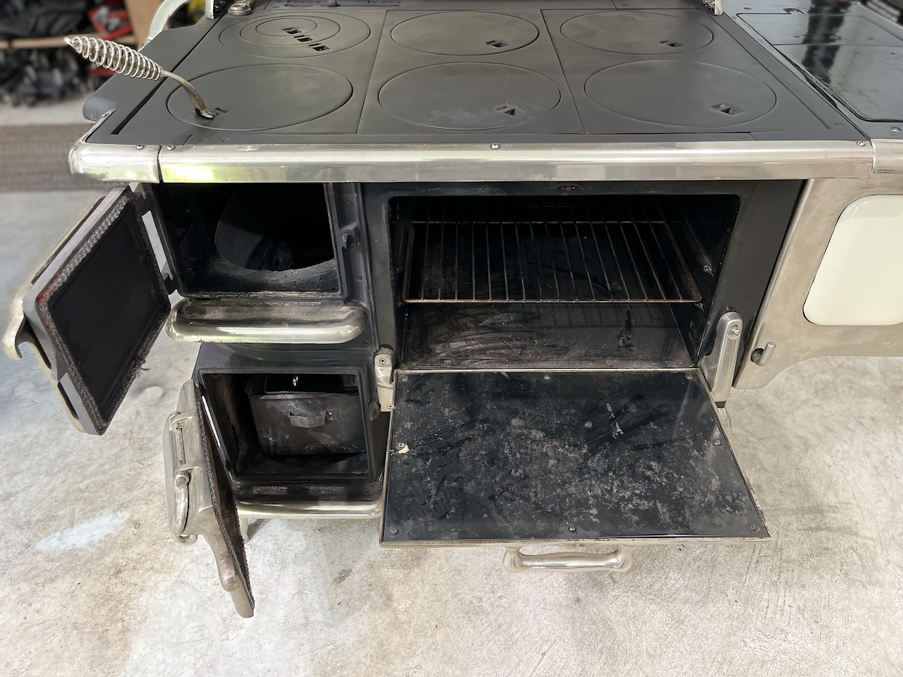 Untitled Album - 23 of 32.png