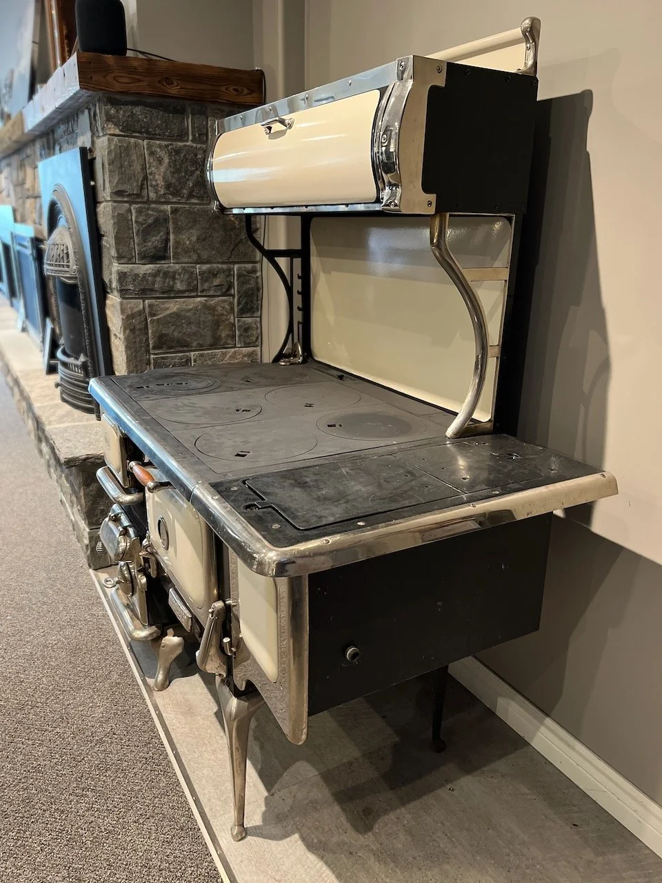 Library - 2 of 7.jpeg