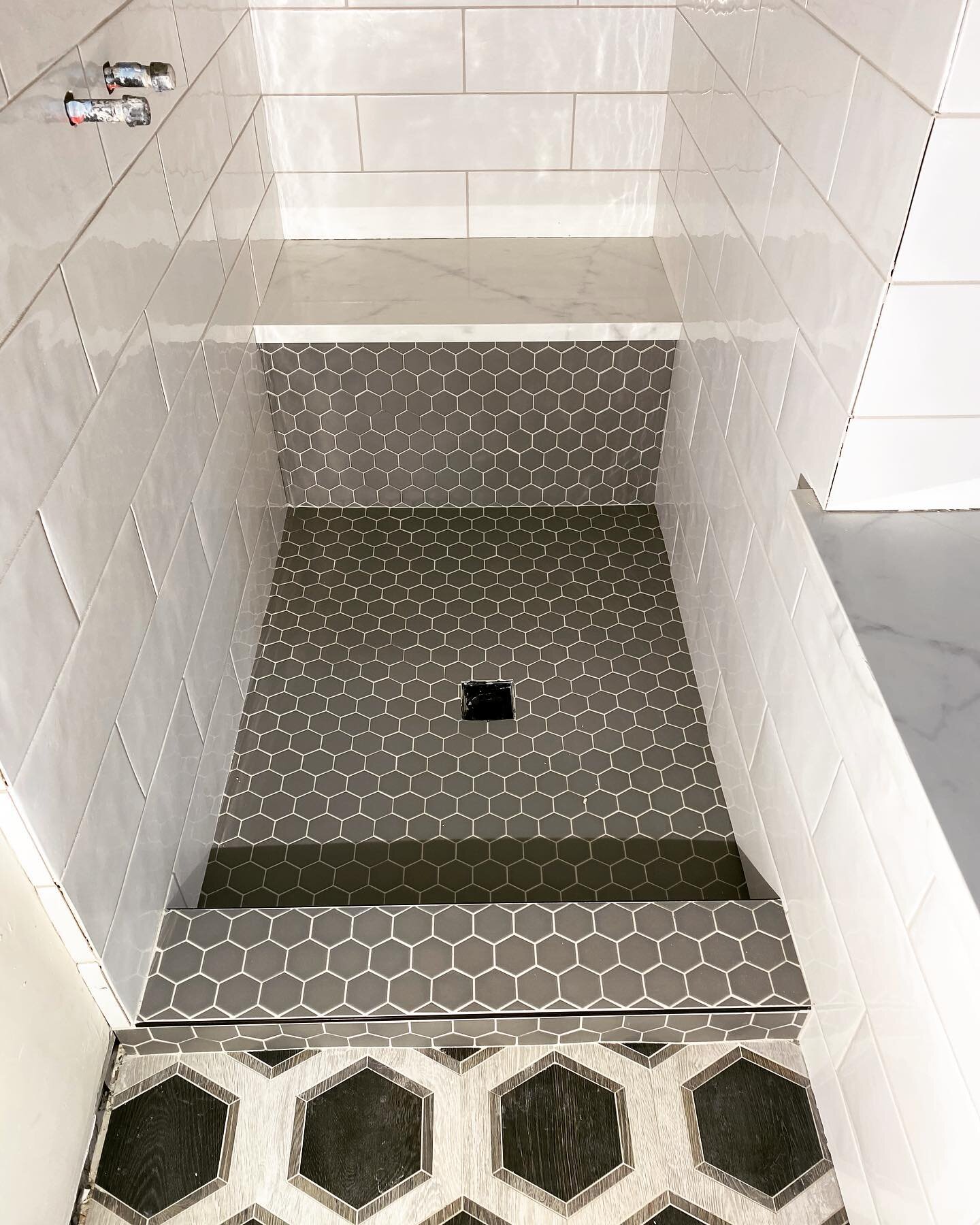 &lsquo;&rsquo;The secret of getting ahead is getting started&rsquo;&rsquo;
.
.
.
#handmadetiles #tiletheworld #walkerzanger #clearcreaktahoe #newconstruction #nevada #licensedcontractor #mountainhomes #interiordesign #bathroom #laticrete #mudfloat #e