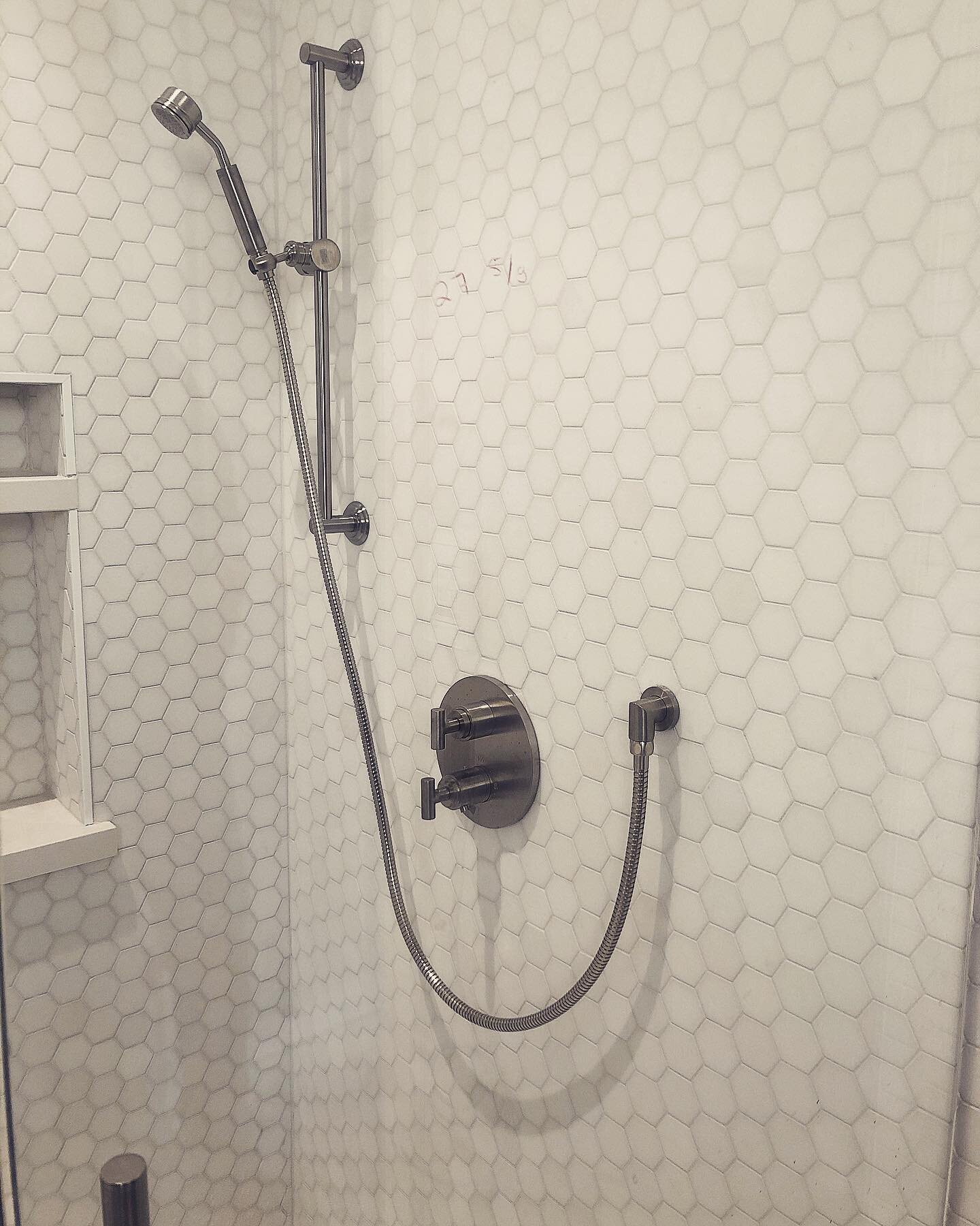 Never give up on a dream just because of the time it will take to accomplish it. The time will pass anyway.
.
.
.
#tiletheworld #alwaysmovinforward #builtforsucess #tile #interiordesign #martiscamp #tahoe #licensedcontractor #nevergiveup #noexcuses #