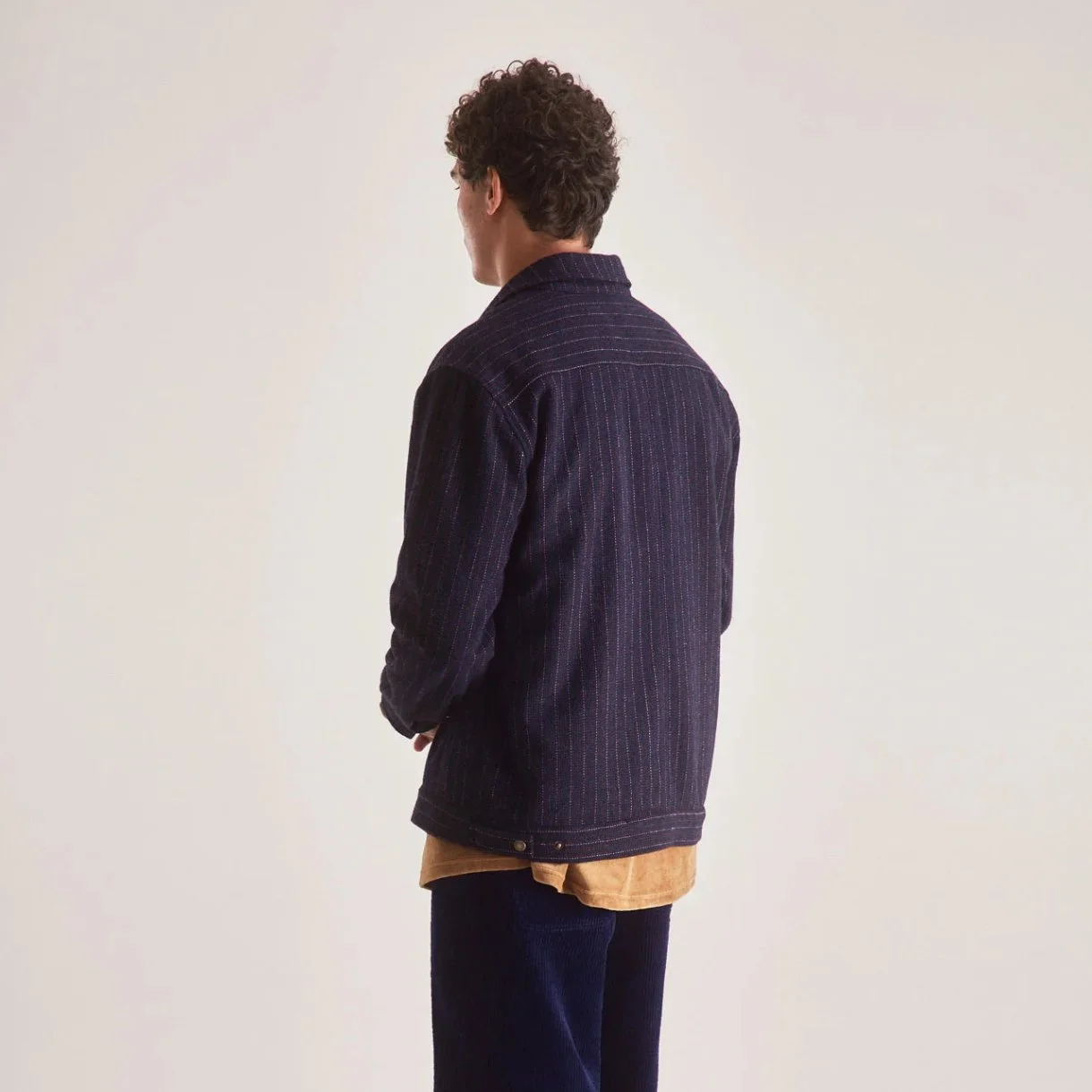 kom_jacke_navy_3.jpg