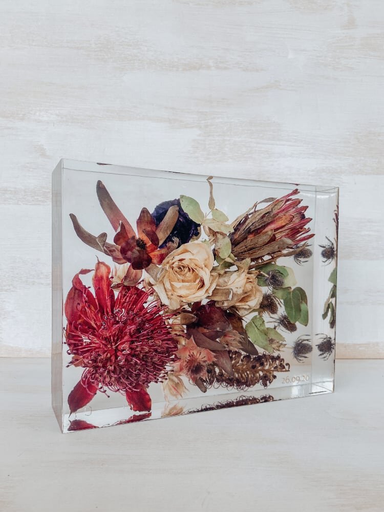Dried Flower Resin Block / Hexagon — Glasshouse Collection
