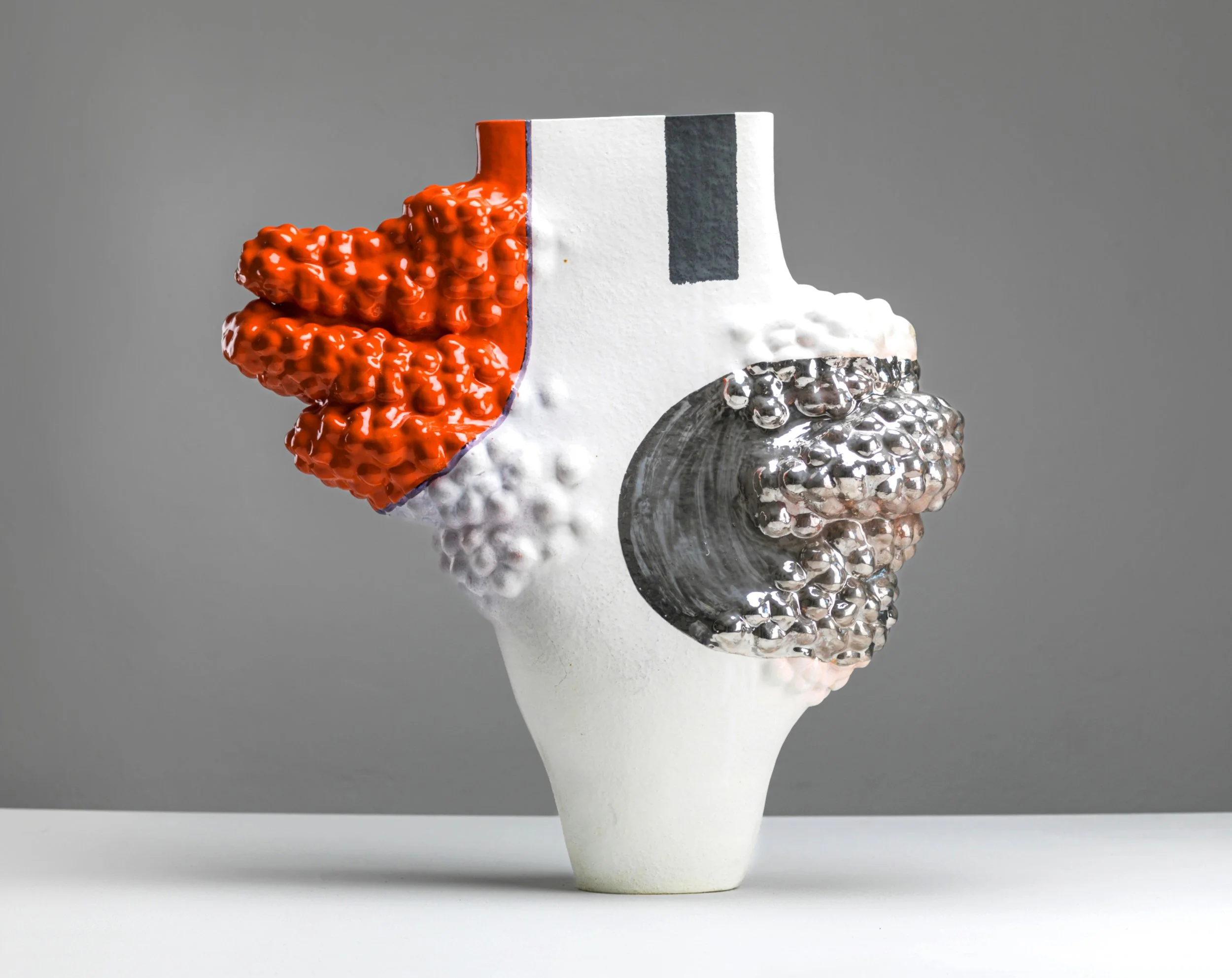 Maya Fenderl, Bird, White Clay, Glaze 2024, Photo by Alexander Burzig