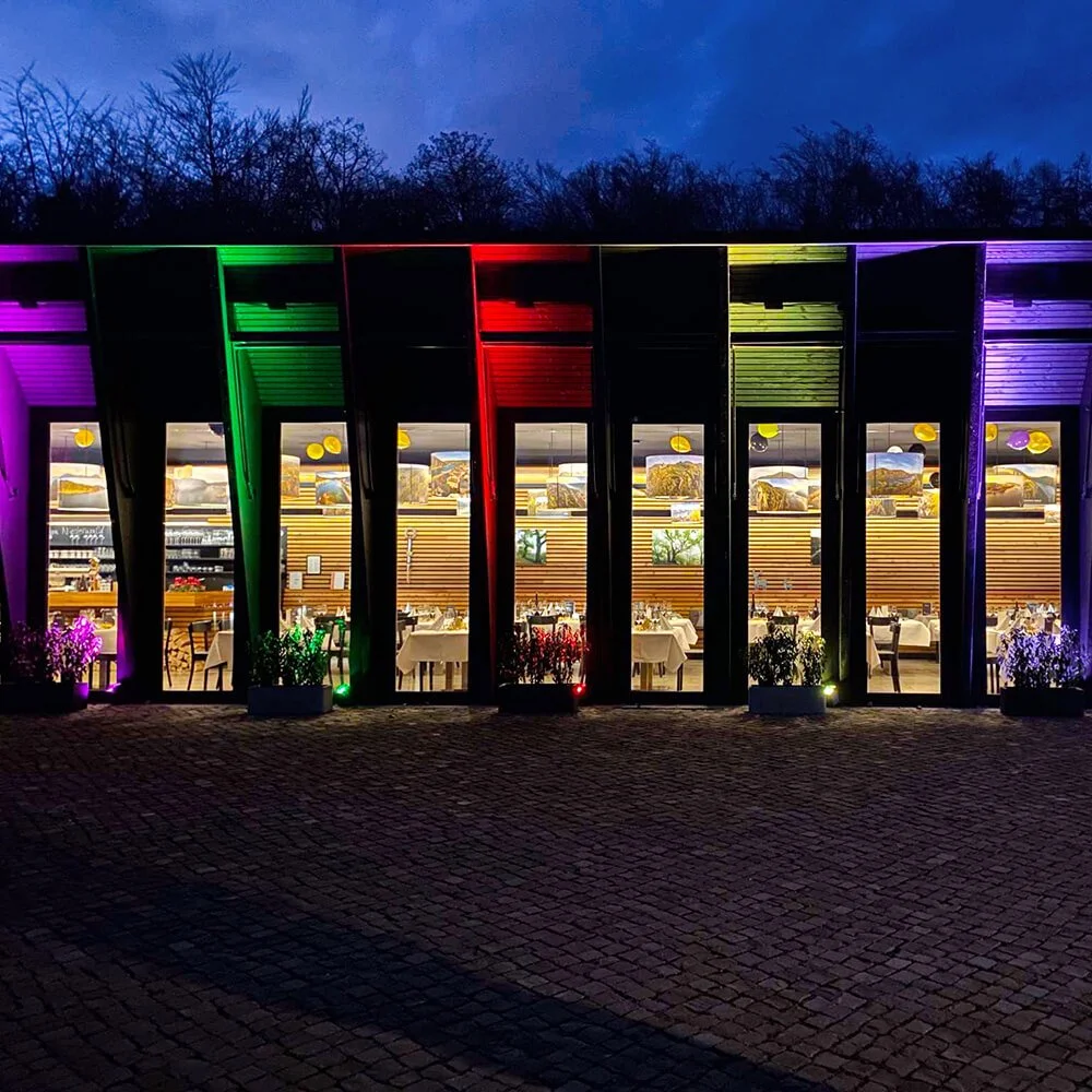 Niederwald gastronomy illuminated in the evening