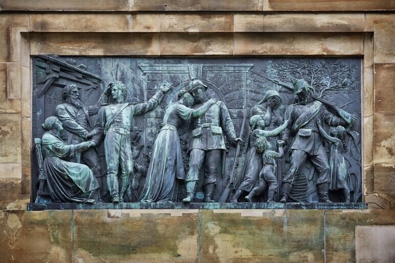 niederwalddenkmal-the-relief.jpg