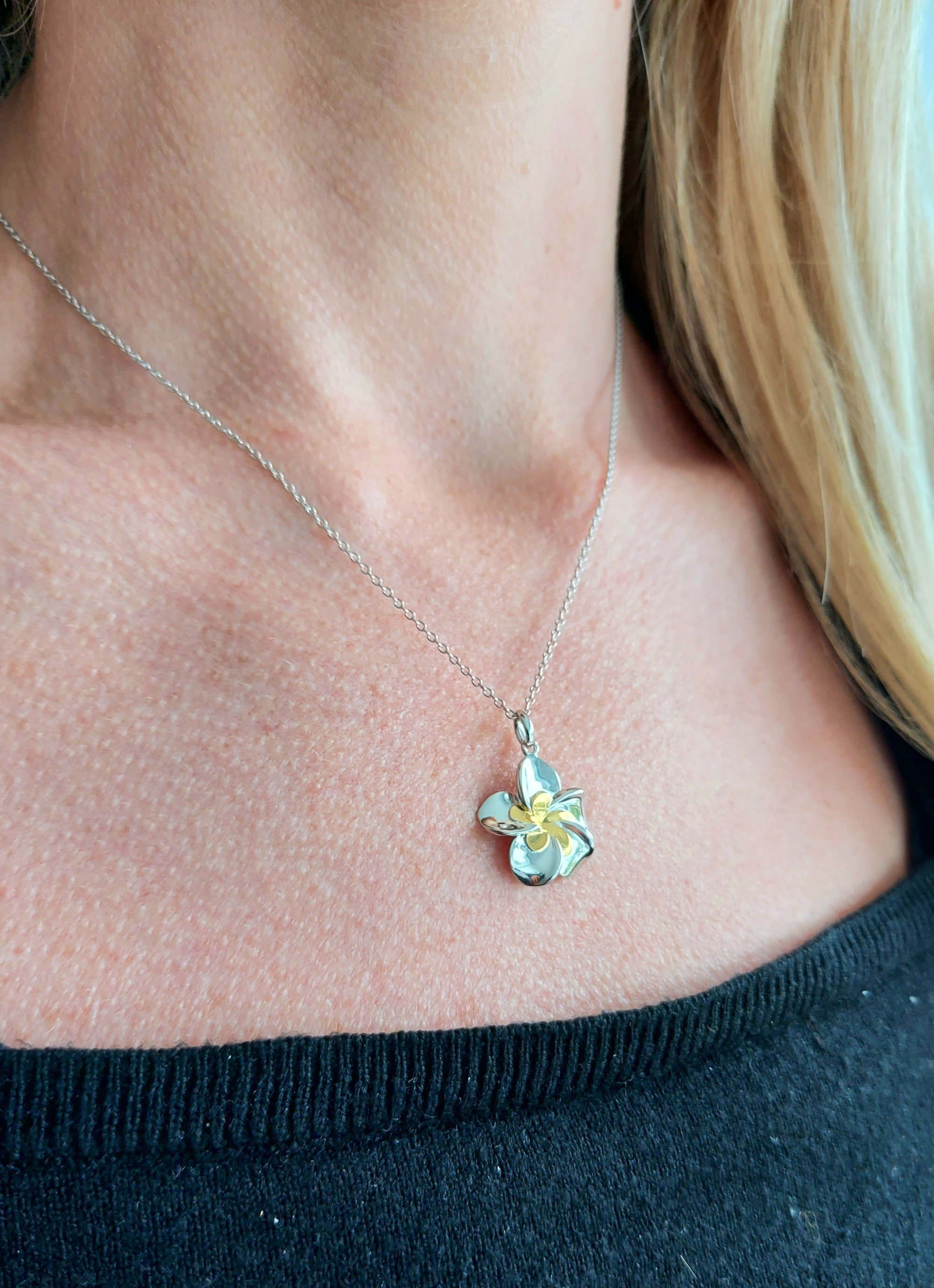 Calypso Frangipani Necklace 2.jpg