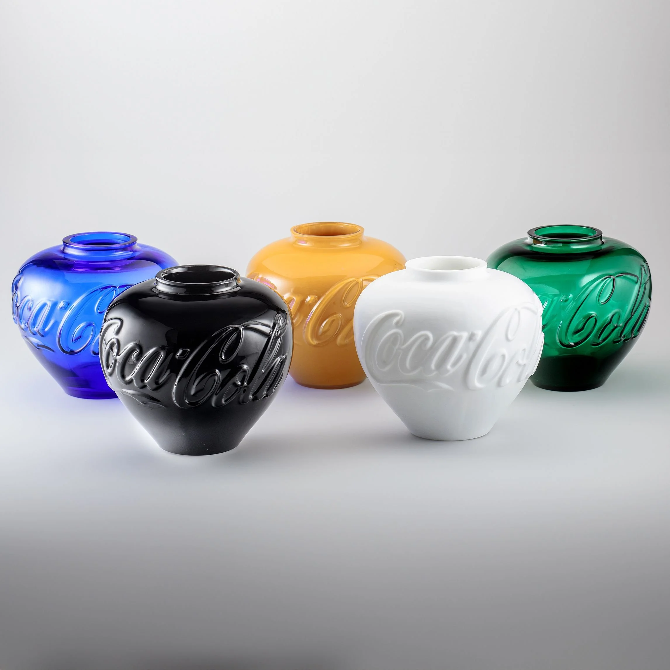 

Vases in Five Colours (Set of 5)-Ai Weiwei-1
Ai Weiwei
Vases in Five Colours (Set of 5)
2024
Murano Glass
22 × 20.5 cm
(8.7 × 8.1 in)
Signed and numbered on accompanying certificate and inscribed on the bottom

Less than 40 compiled with matching n