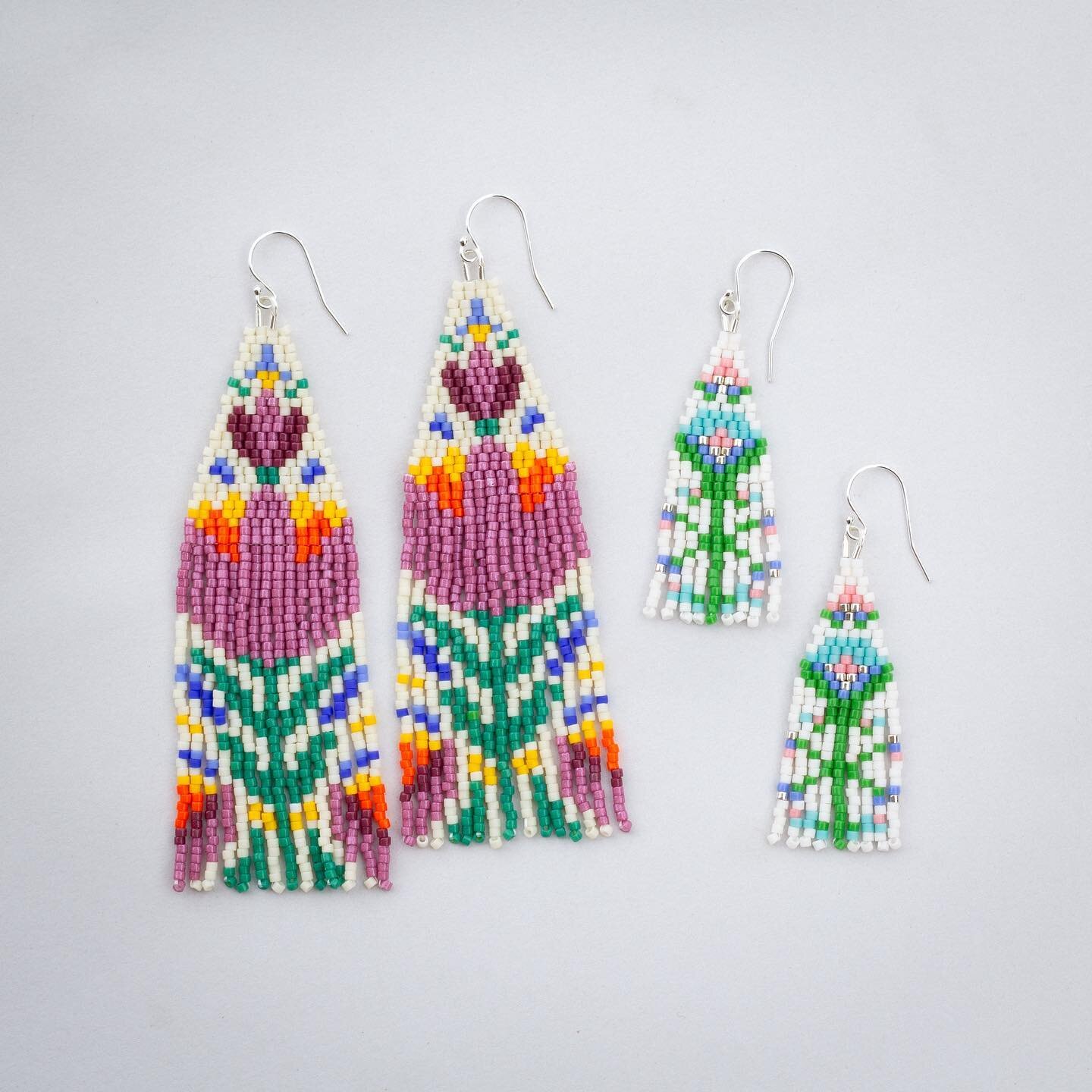 It&rsquo;s restock day! Here&rsquo;s a look at the size difference between the regular fringe and the mini fringe.

Regular&rsquo;s hang about 4 inches, and the Mini&rsquo;s are about 2.25 inches. 

Both are super wearable, super cute and super light