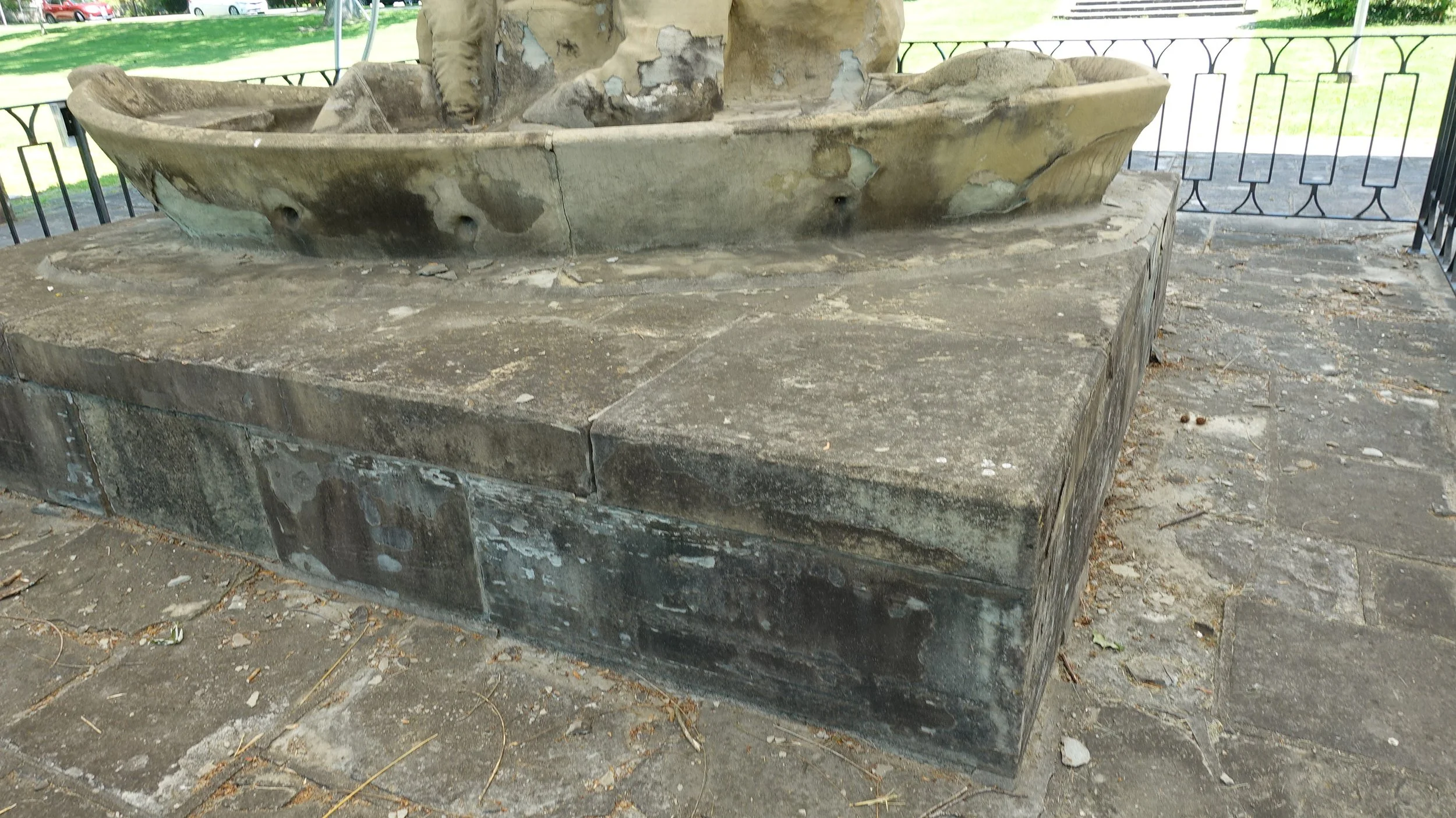 18.2 Monument Dirty.JPG