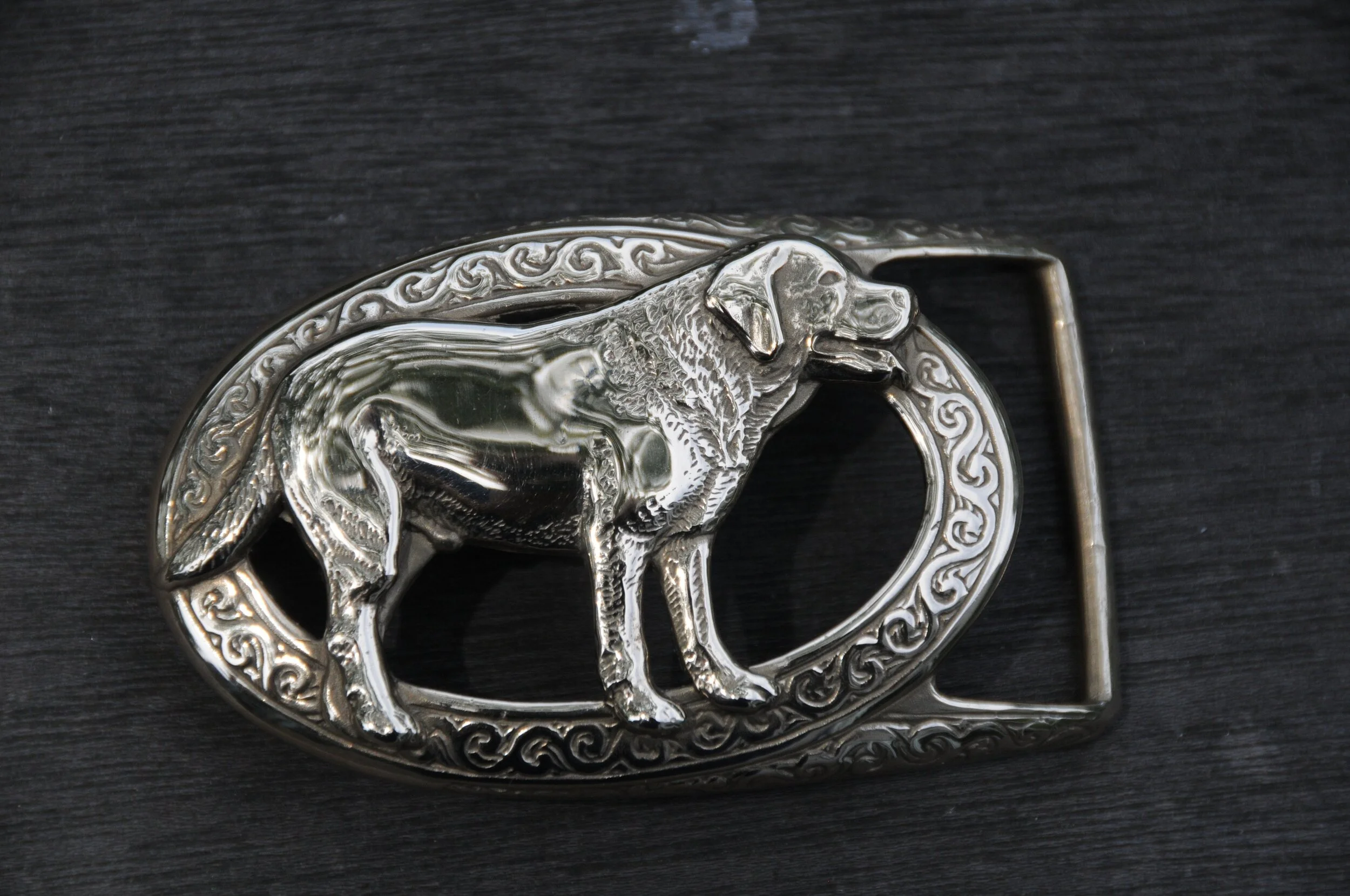 thumbnail interactive-video image 1 of Pile Of Skull Heads Metal Belt Buckle – Silver Skeleton Gothic Accessory 1 of 4