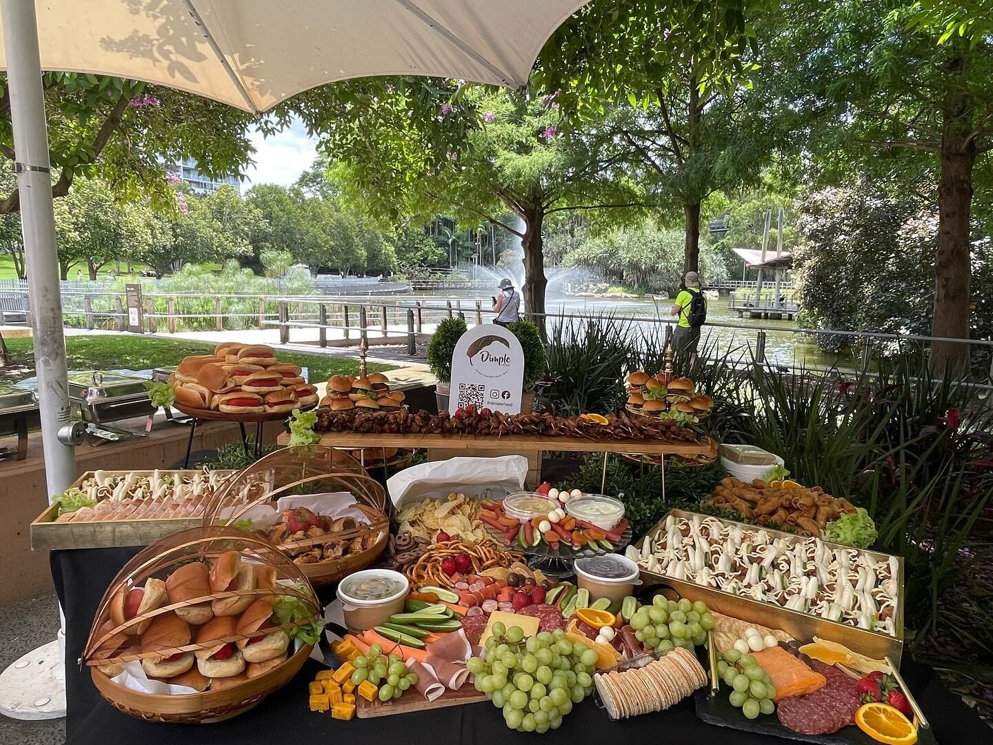 Spread food for birthday party 😍😍😍 thanks @elijahtufugatalo for trusting us to cater Charis&rsquo;s Birthday Party 🥳 #brisbanecatering #brisbanefood #brisbaneeats #catering#grazing