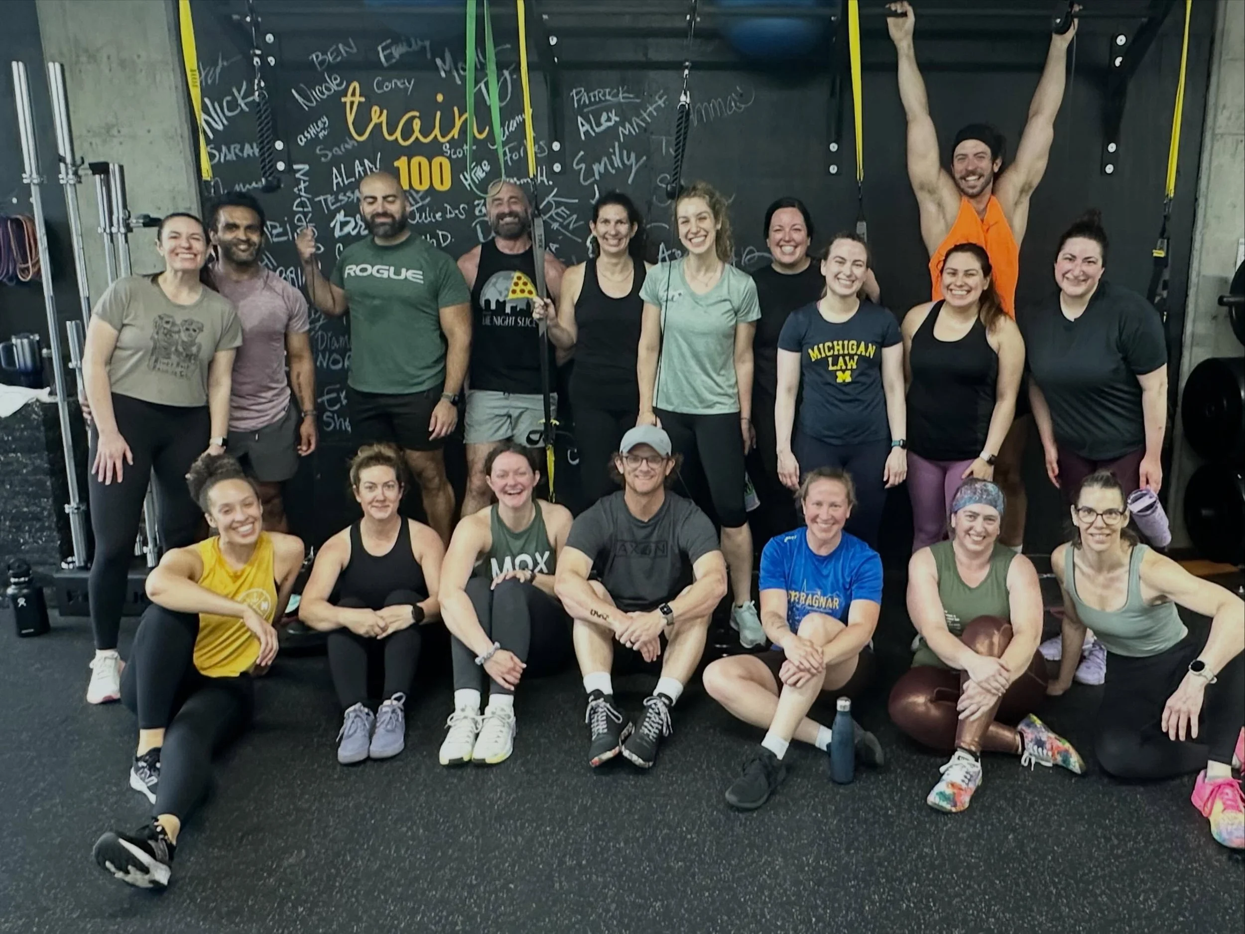 Check out this Memorial Day strength crew 💪

A good lift, a lot of laughs, and one spicy finisher (🎶 turn around 🎵)

Grateful for this community and the people who continue to show up for each other!