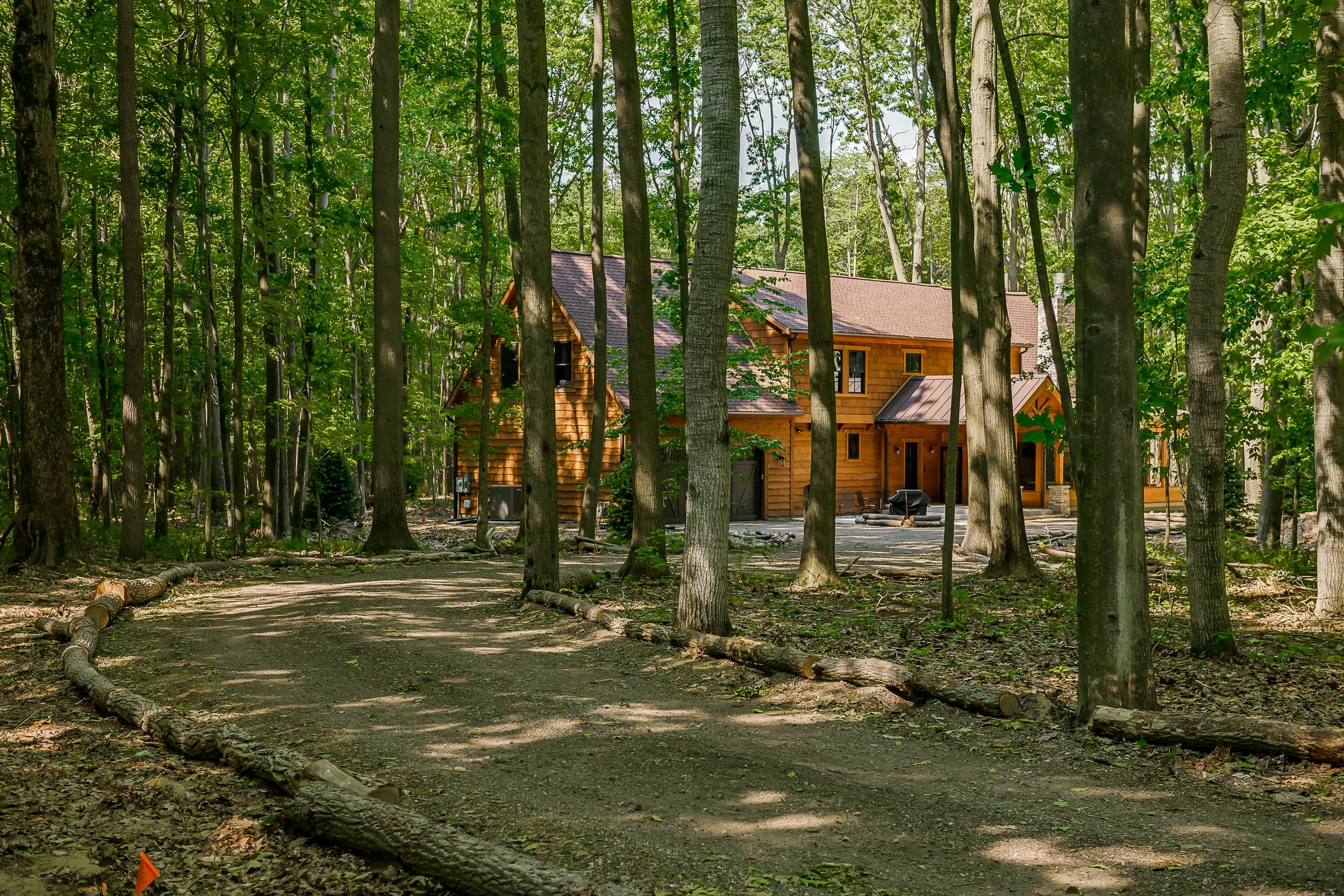 Lakeshore Woods Lodge
