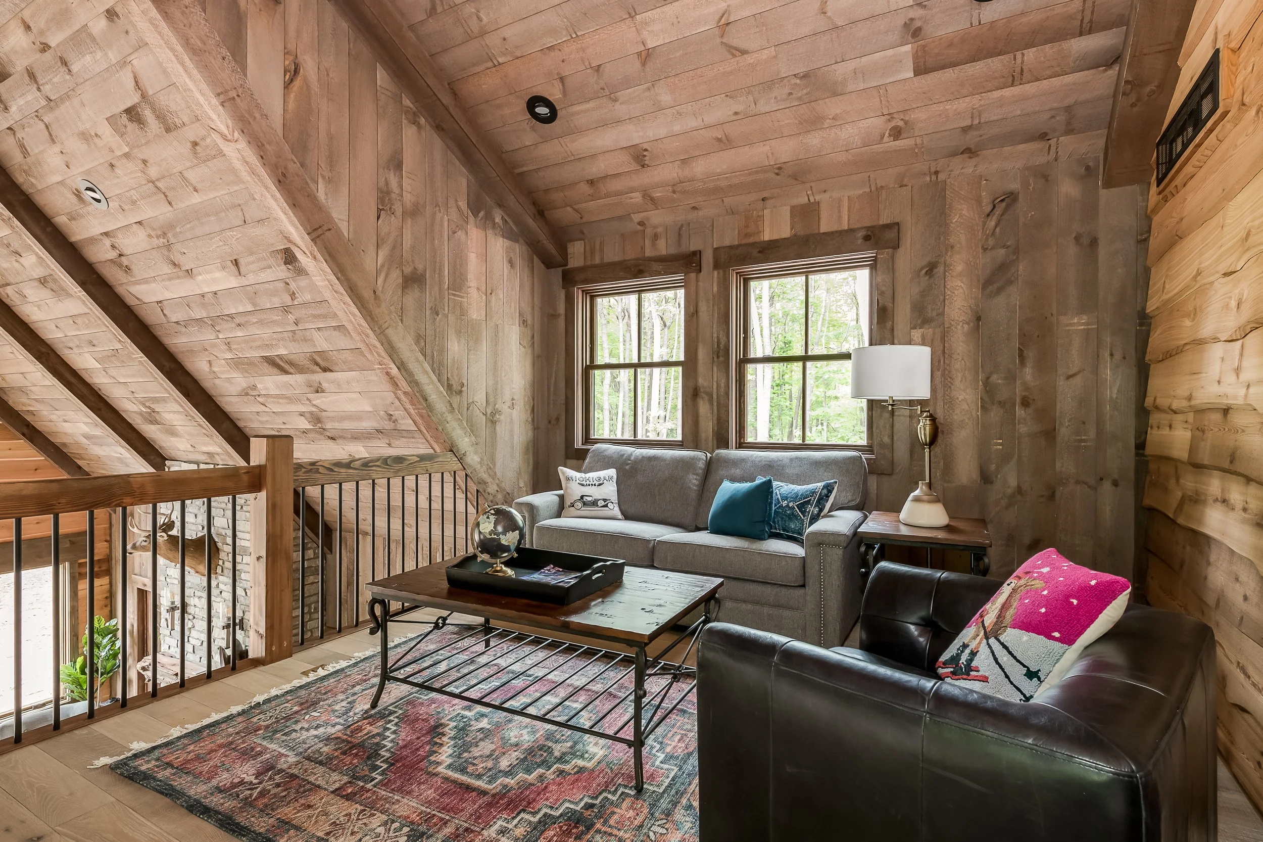 Photos — Lakeshore Woods Lodge