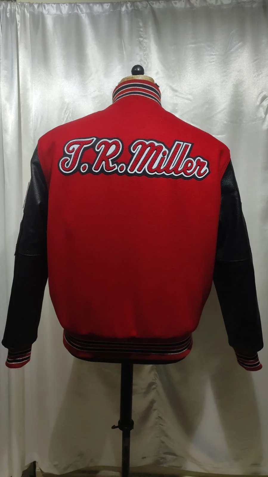Hess-Awards-TR-Miller-Back.jpg
