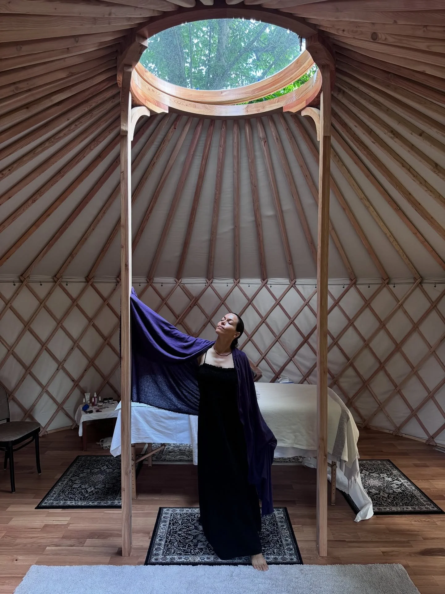 Preparing to head to the land of rainbows, bees and sisterhood. I&rsquo;m honored to attend and offer facials again @mamamedicine Element Retreat in northern Italy. This retreat container is very special and powerful! In addition to making great frie