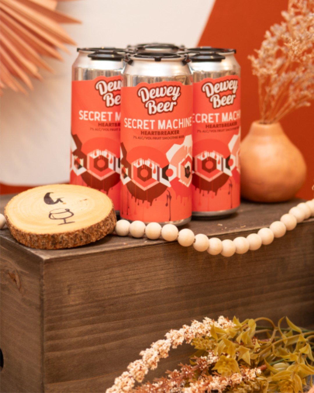 Don&rsquo;t you mess around&hellip;with your taste buds! Be a dream maker and sip Dewey Beer Secret Machine: Heartbreaker today, 5&ndash;7pm at Girard Craft &amp; Cork. 🎸 💔 🎵 ❤️ 🍻

Love what you sip? Take it home with 5% off tonight only, just fo