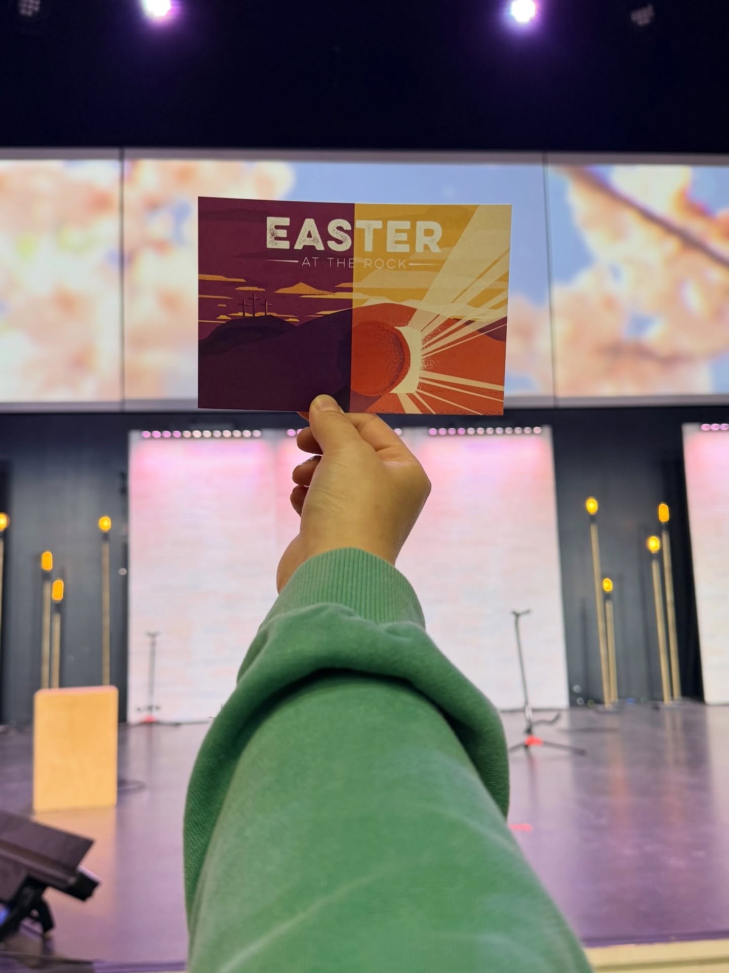 With Easter next week, we encourage you to grab some invitation cards from your campus lobby. Invite a family member, friend, coworker, or neighbor to our Easter weekend services. ⛪️🙌

Over the next few days we ask that you pray and think about who 