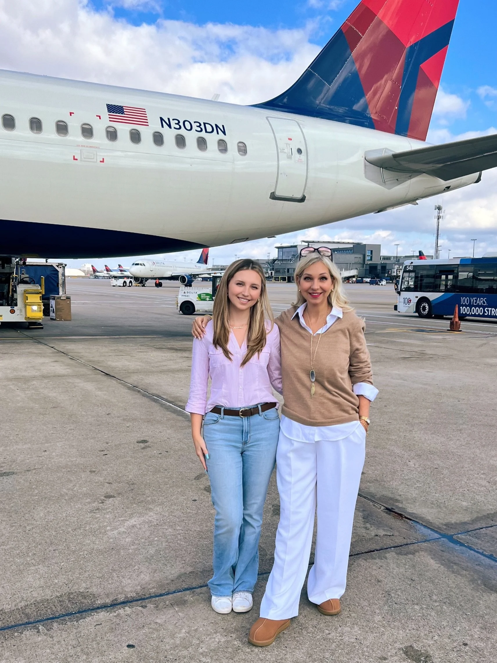 Flight Fridays! ✈️
PS>Delta>Bahamas 

#mybrilliantlifestyle #travel #delta #1A #reserveps