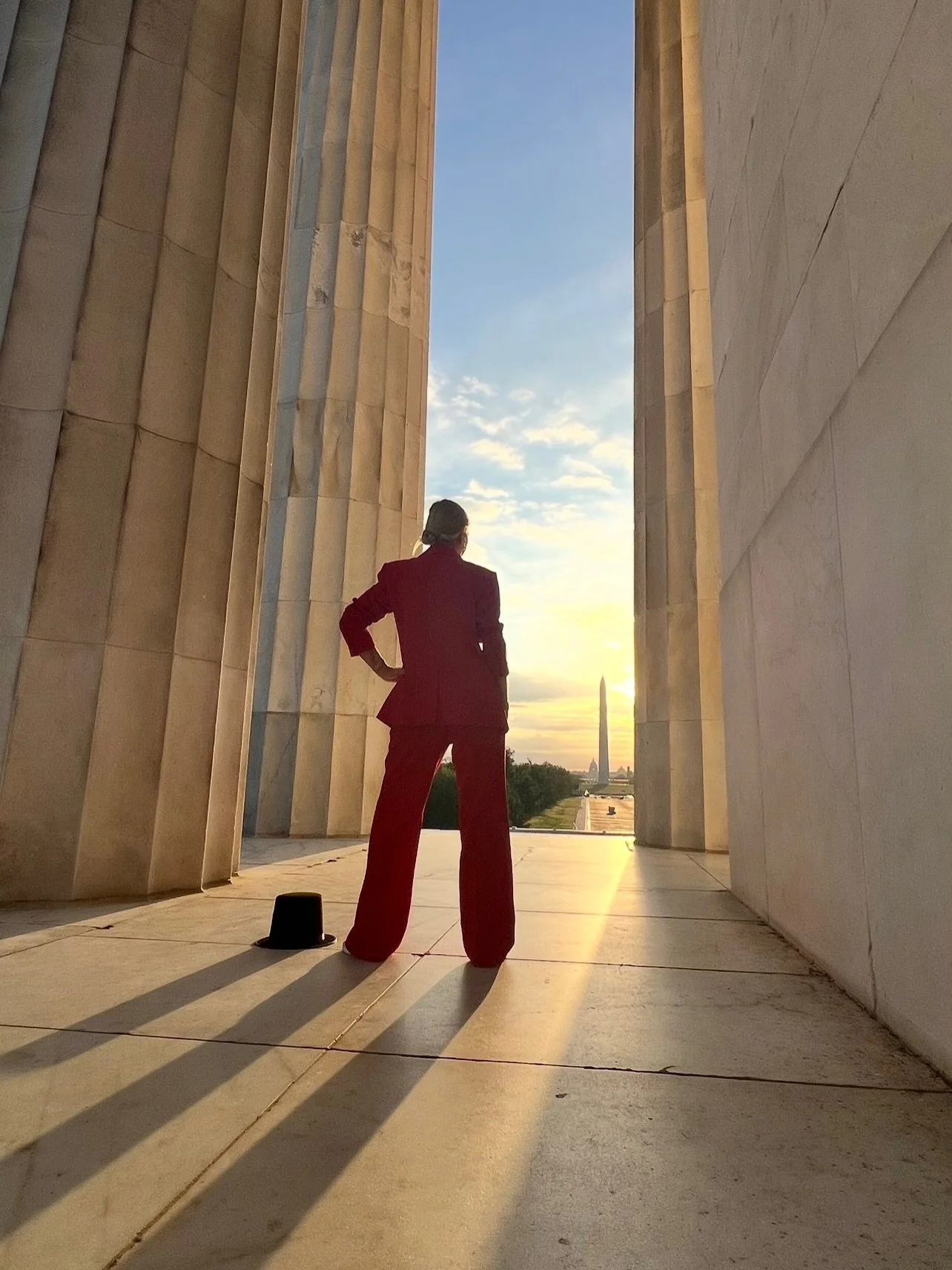 Beautiful Sunrise At The Lincoln Memorial 🌅

#mybrilliantlifestyle #travel #lincolnmemorial #washingtondc #sunrise