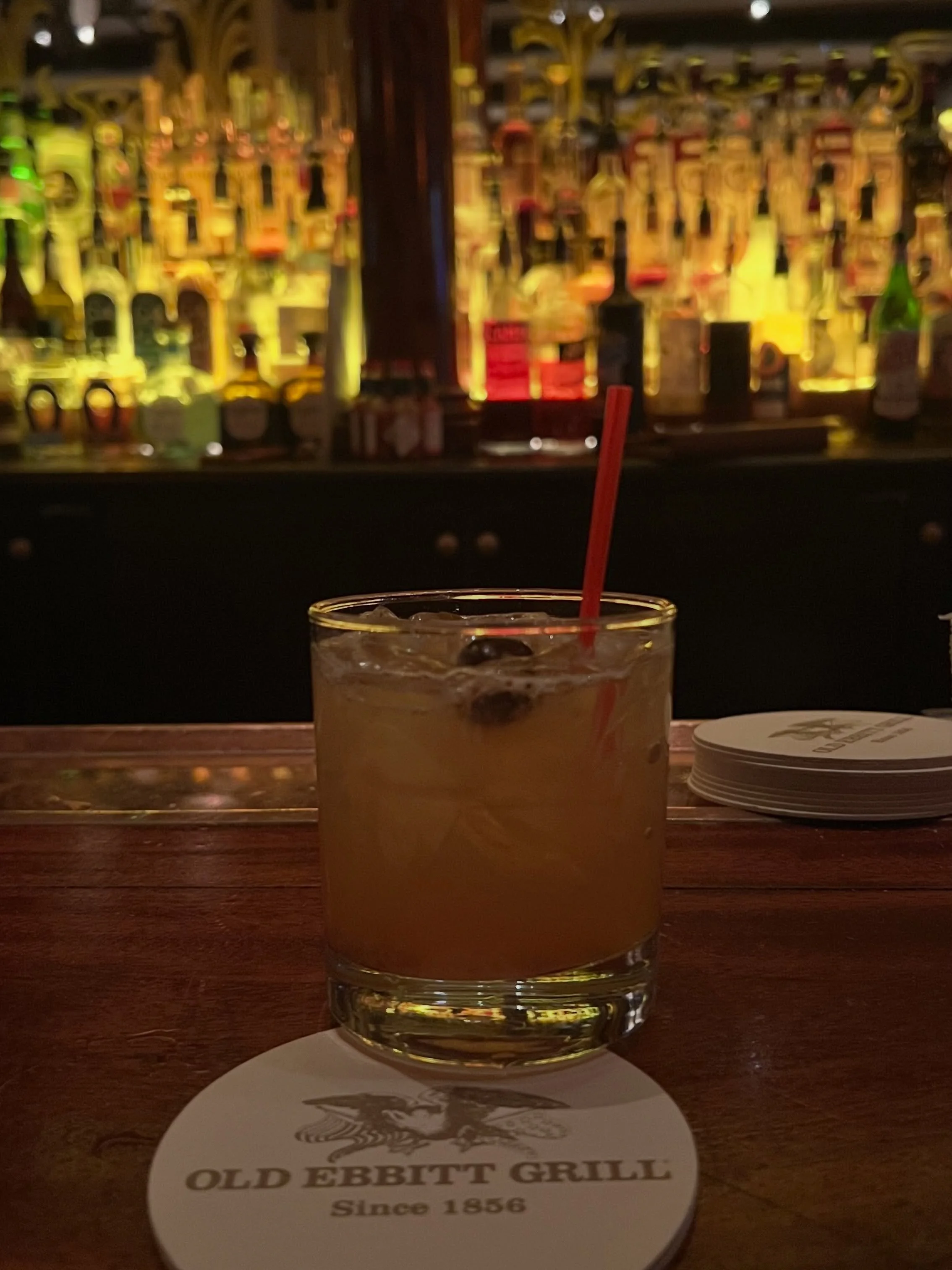 Iconic Evening At An Iconic Bar 🥃🥂
@oldebbitt 

#mybrilliantlifestyle #oldebbittgrill #foodie #wine #cocktails