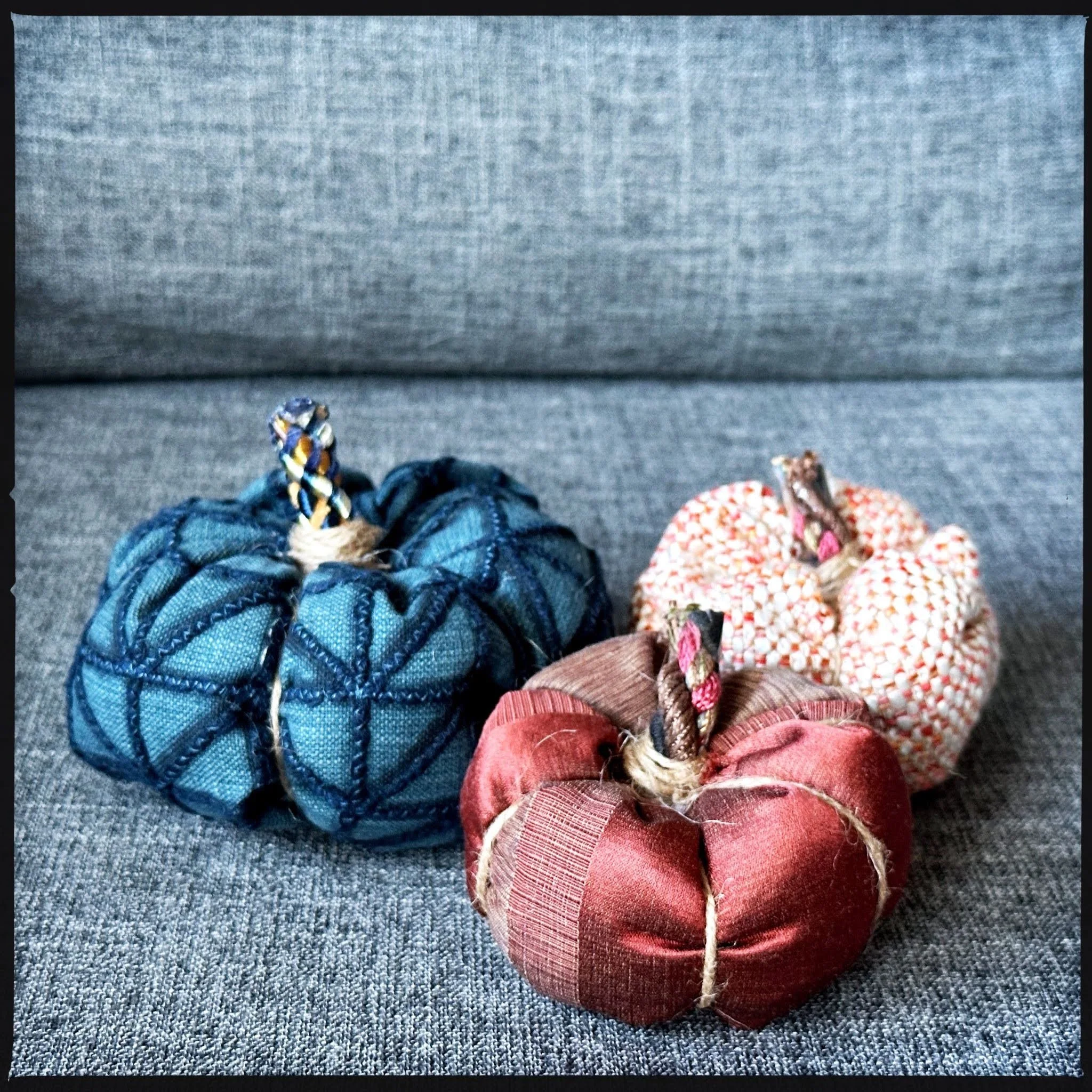 Upcycling Pumpkin Pincushion