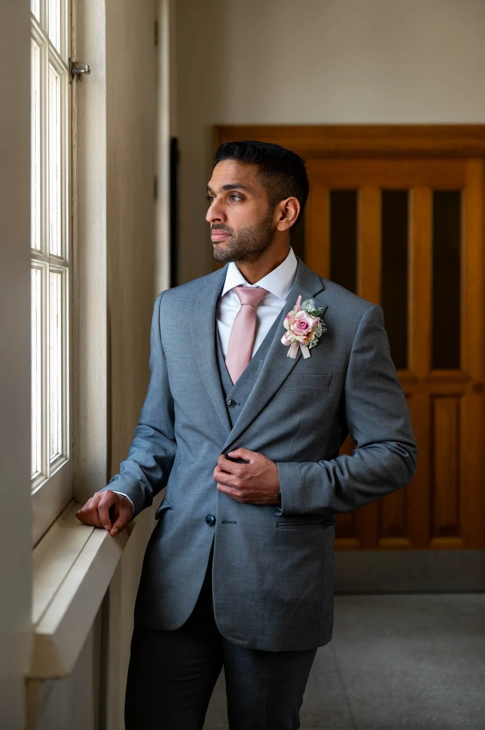 Alberta-Wedding-Elopement-Engagement-Portrait-Photographer-Muttart-Meridian-28.jpg