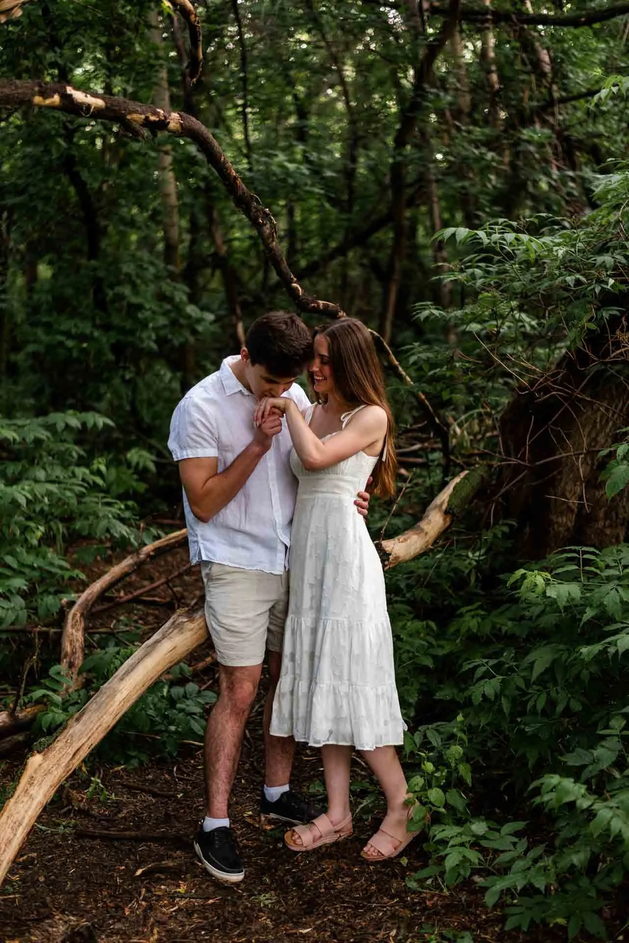 Edmonton-Alberta-Wedding-Engagement-Portrait-Elopement-Photographer-Wolf-Willow-Ravine-Emily-Matt-79.jpg