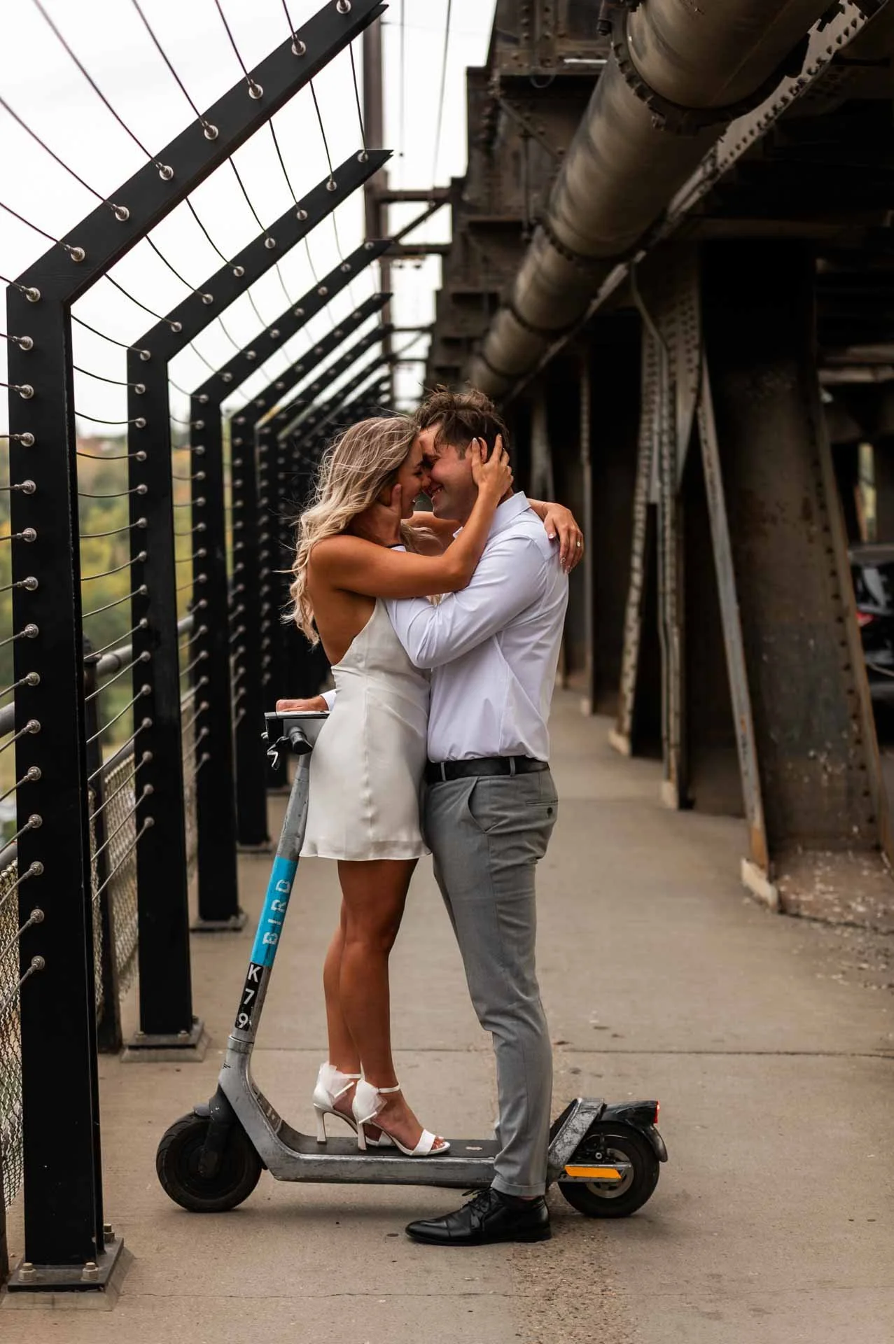 Edmonton-Alberta-Wedding-Engagement-Portrait-Elopement-Photographer-Legislature-High-Level_Bridge-Mallory-James-66.jpg