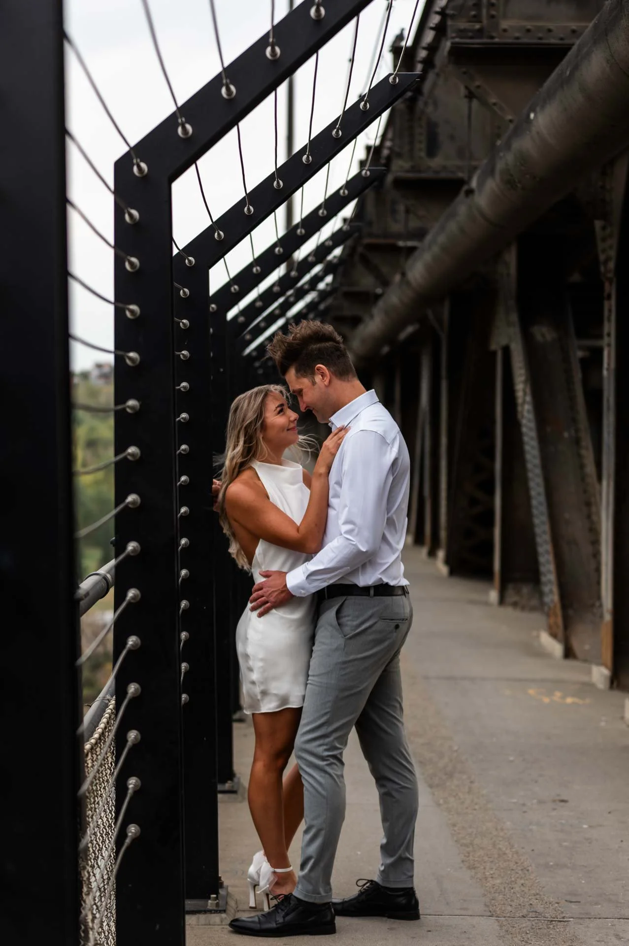 Edmonton-Alberta-Wedding-Engagement-Portrait-Elopement-Photographer-Legislature-High-Level_Bridge-Mallory-James-73.jpg